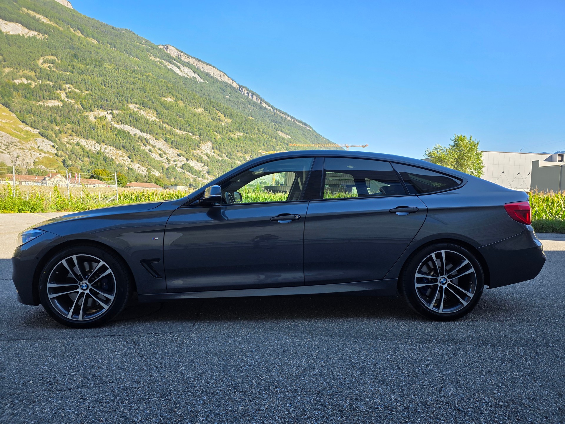 BMW 340i GT xDrive Luxury Line Steptronic-image-9
