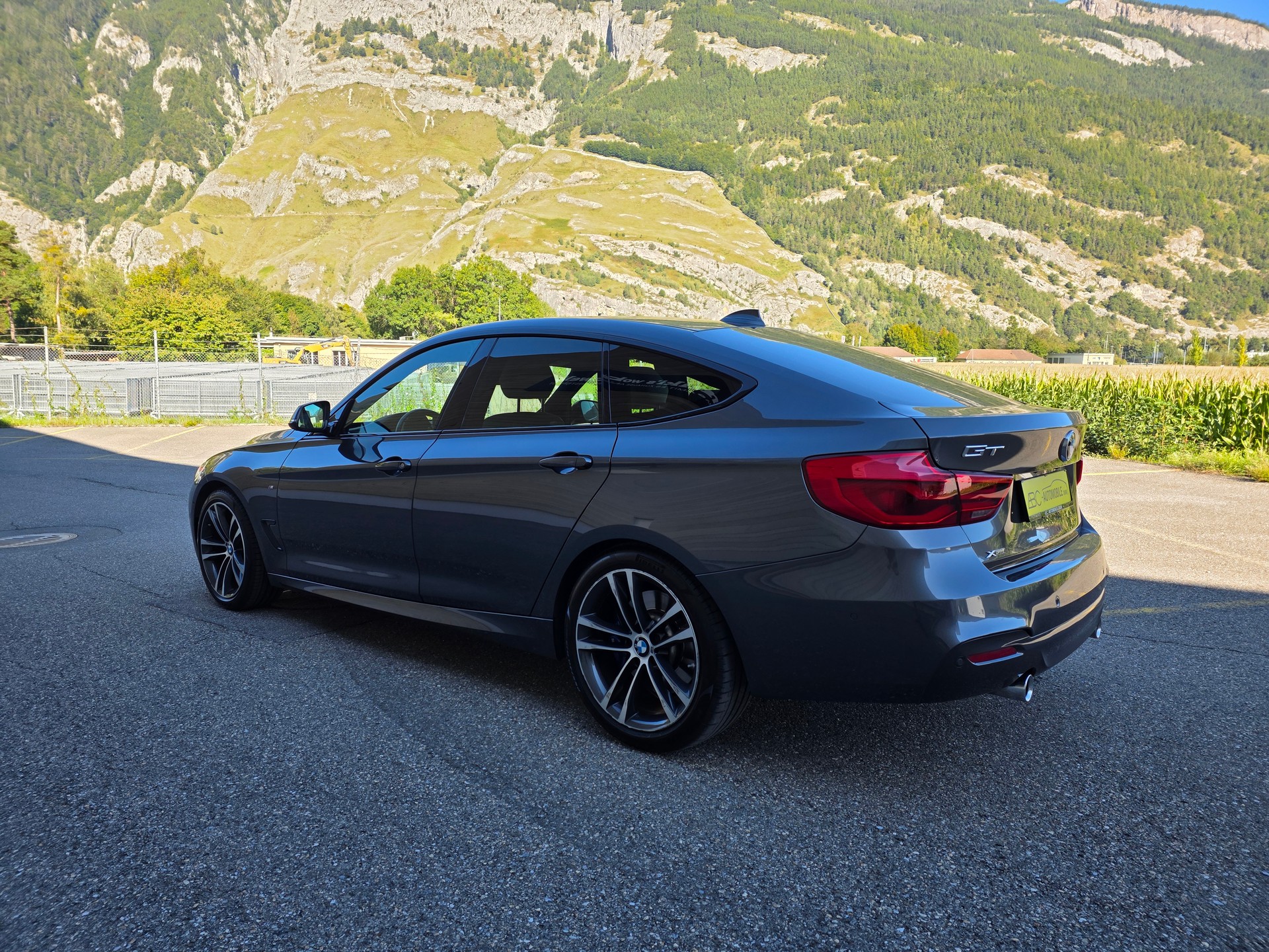 BMW 340i GT xDrive Luxury Line Steptronic-image-8