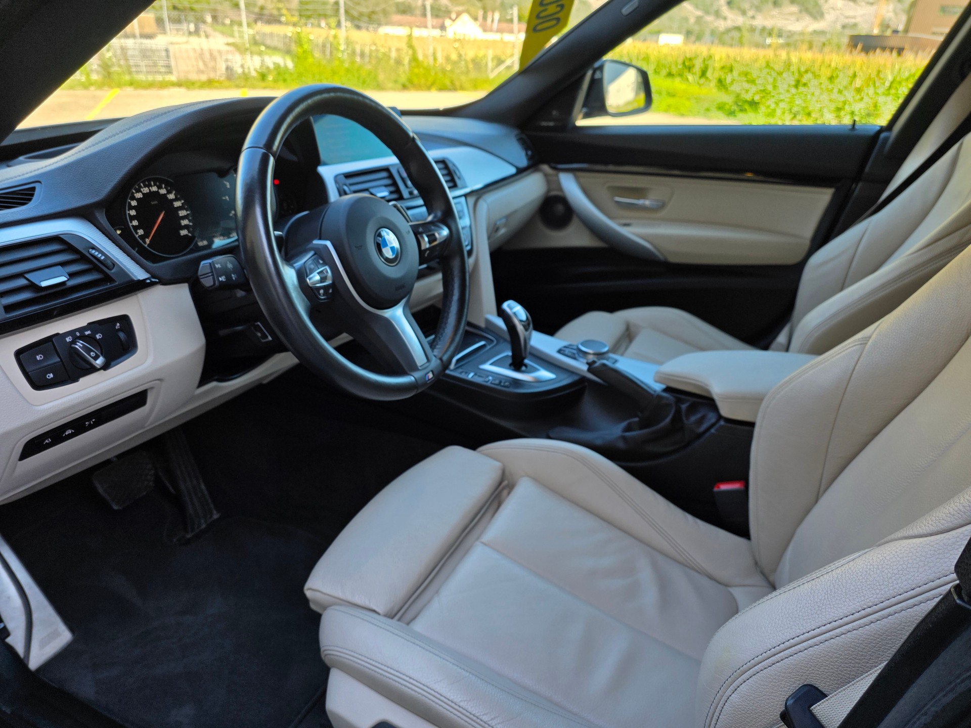 BMW 340i GT xDrive Luxury Line Steptronic-image-11