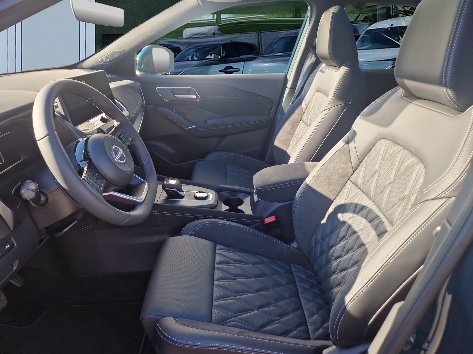 NISSAN Qashqai 1.3 DIG-T MHEV Tekna+ Xtronic 4x4-image-7