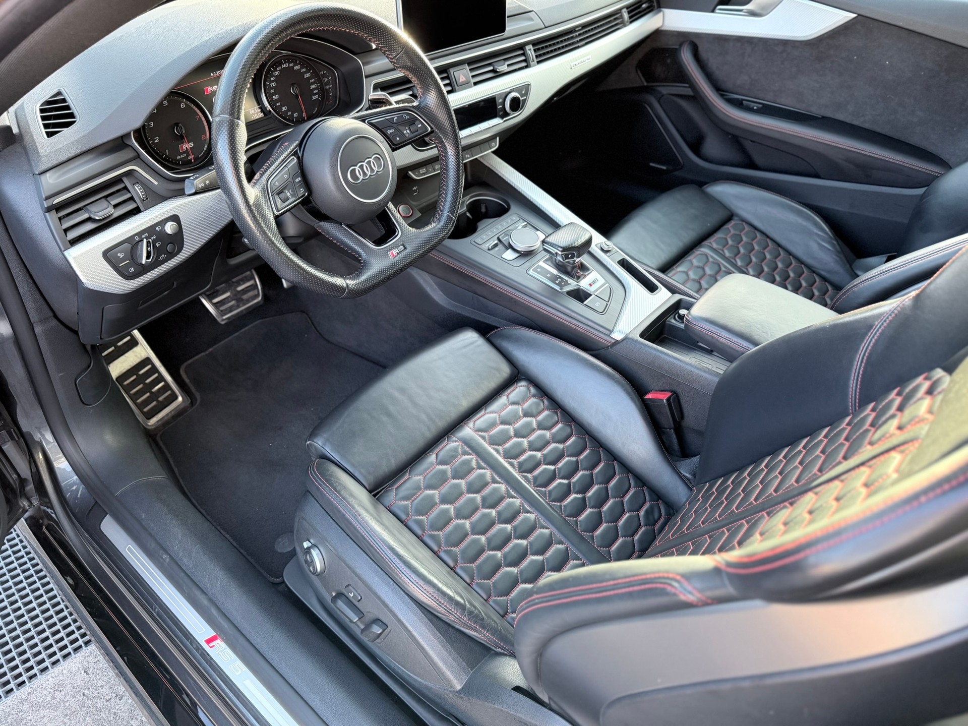 AUDI RS5 Coupé 2.9 TFSI quattro tiptronic-image-8