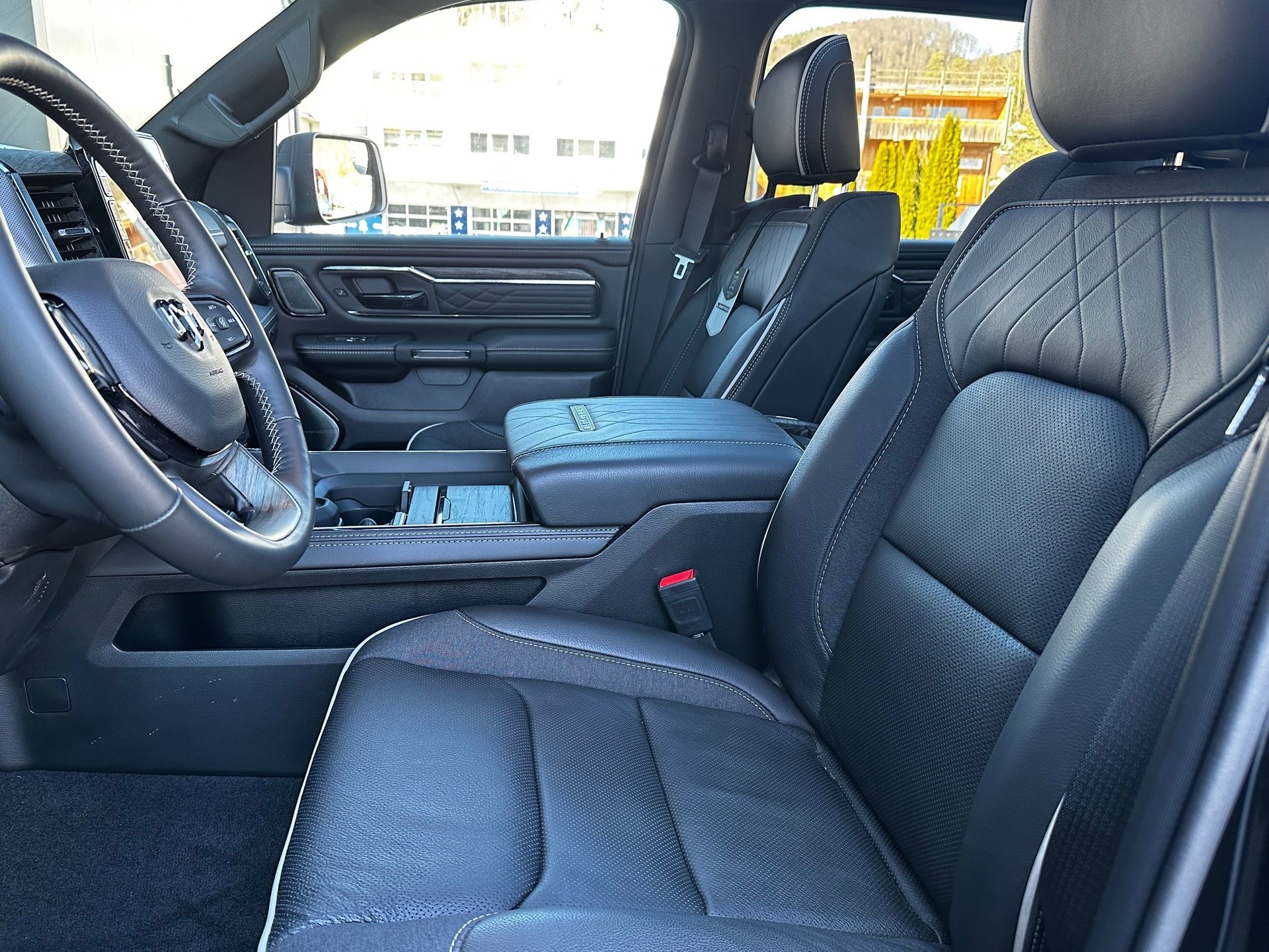 DODGE Ram 1500 Limited Night Edition Hurrican 540 PS-image-12