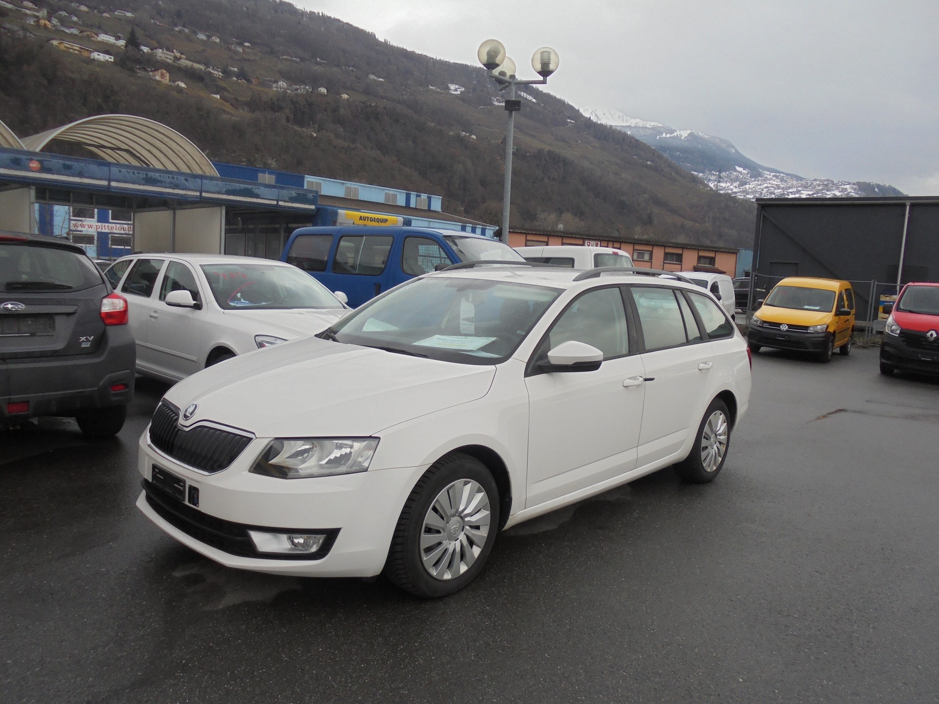 SKODA Octavia Combi 1.6 TDI Elegance 4x4