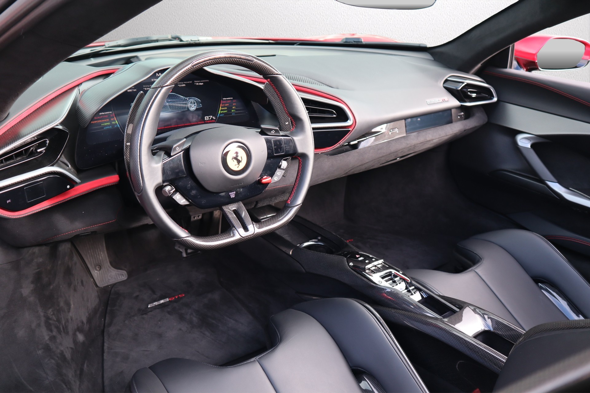FERRARI 296 GTS-showroom-element-2