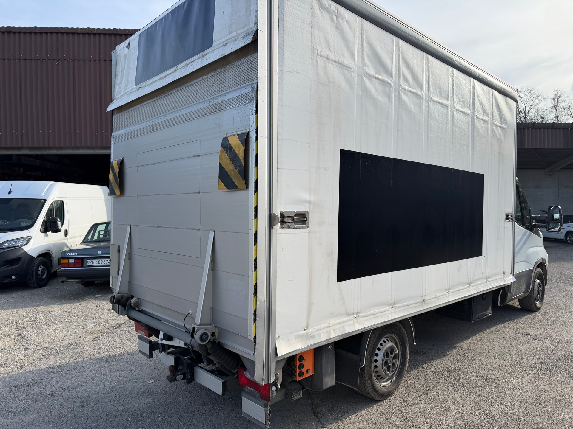 IVECO 35 S 18-image-4