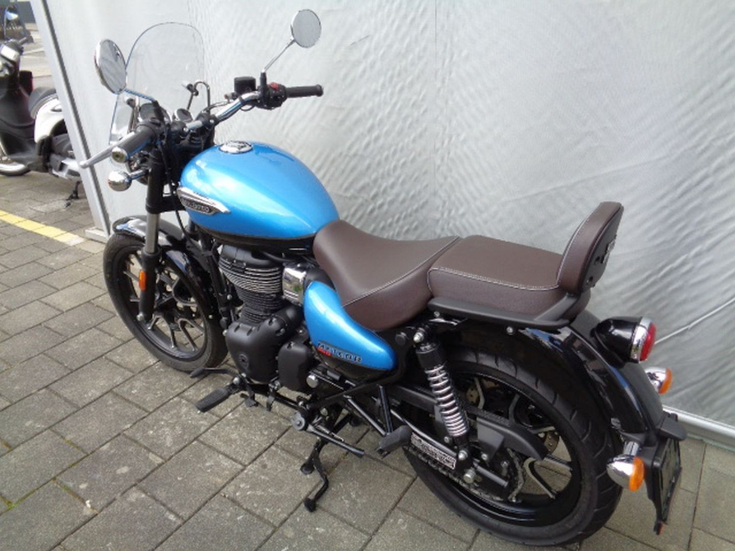 ROYAL ENFIELD METEOR SUPERNOVA 350 E5-image-5