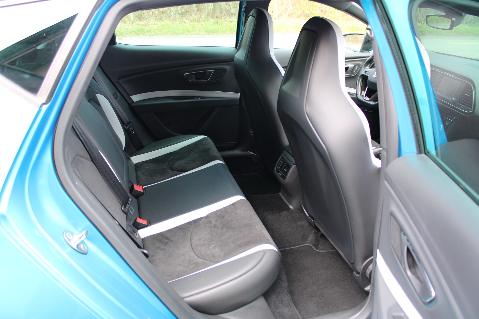 SEAT Leon 2.0 TSI Cupra 290 DSG-image-6