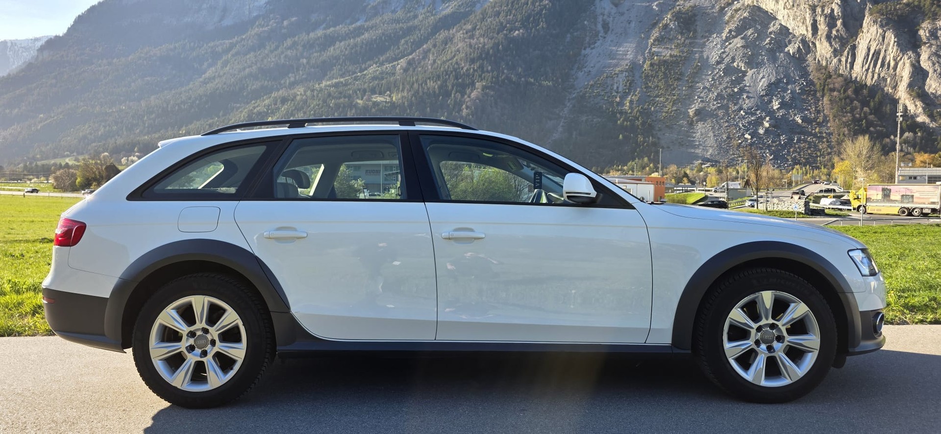 AUDI A4 ALLROAD Facelift-image-3
