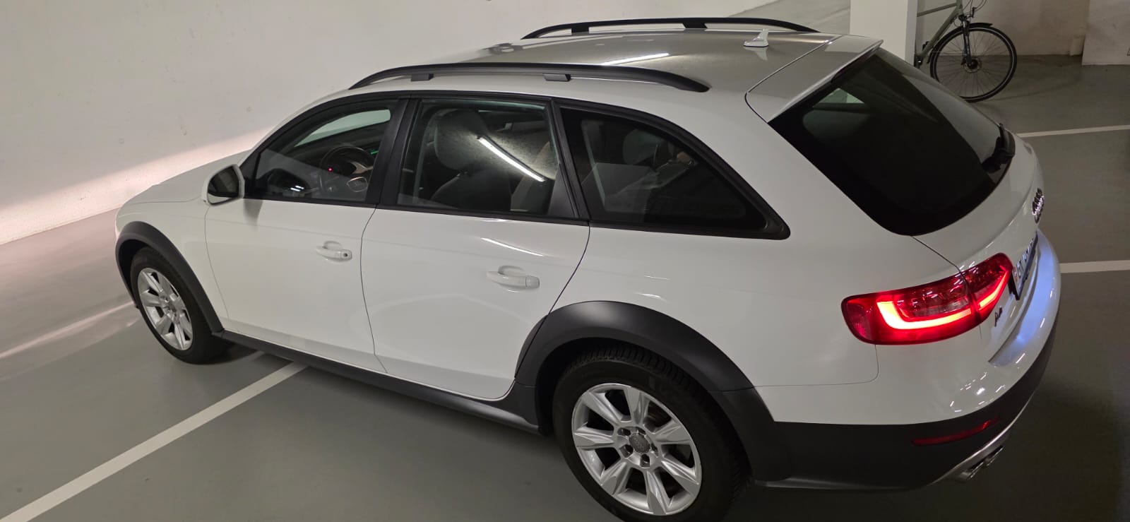 AUDI A4 ALLROAD Modell 2015 190PS-image-3