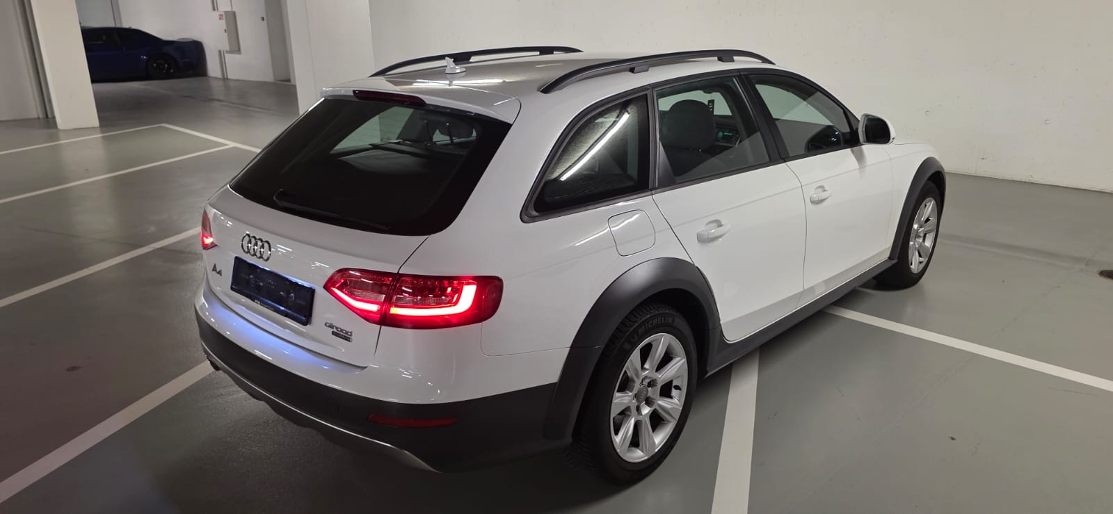 AUDI A4 ALLROAD Modell 2015 190PS-image-6