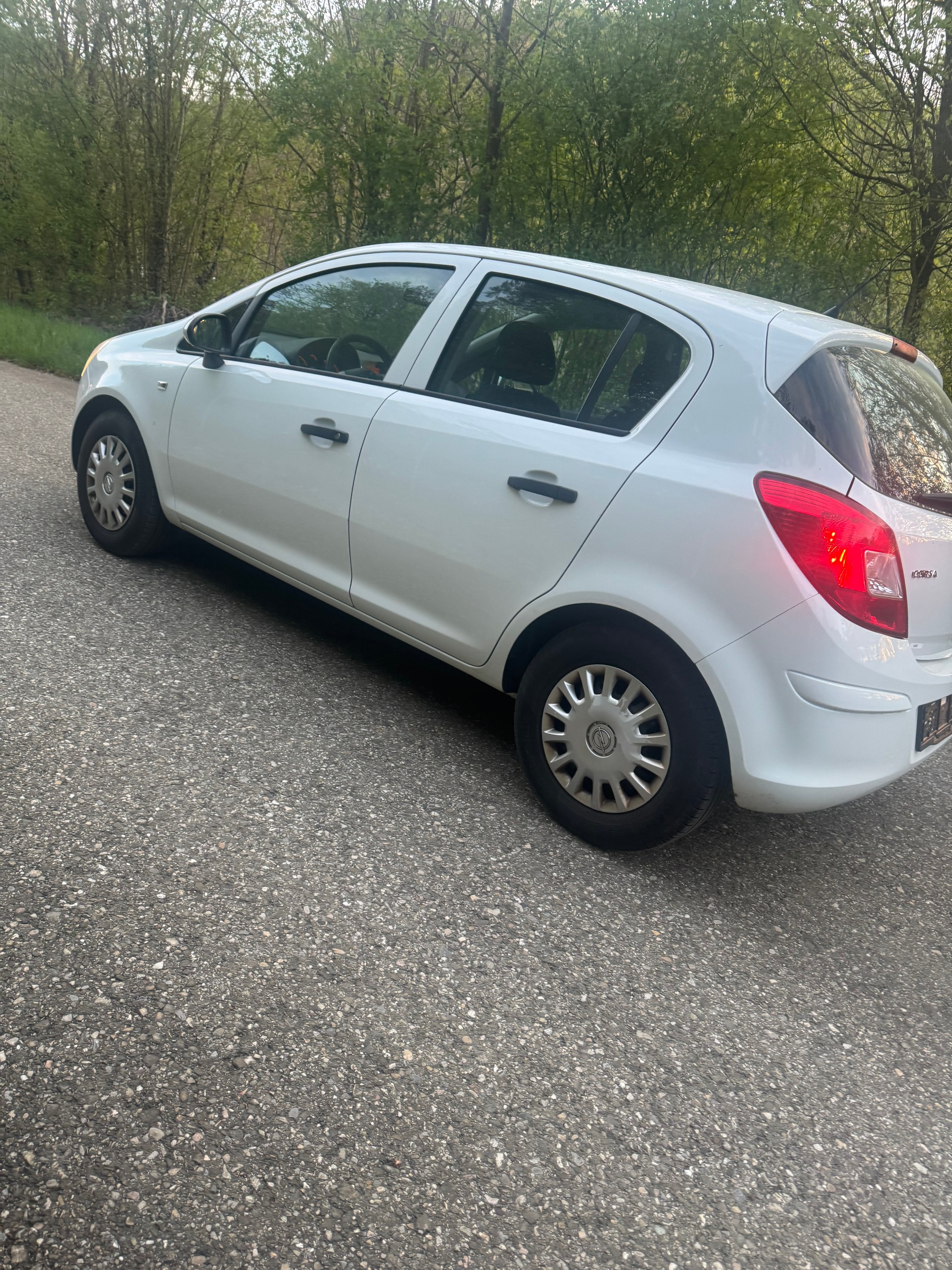 OPEL Corsa 1.2 TP Color Edition-image-3
