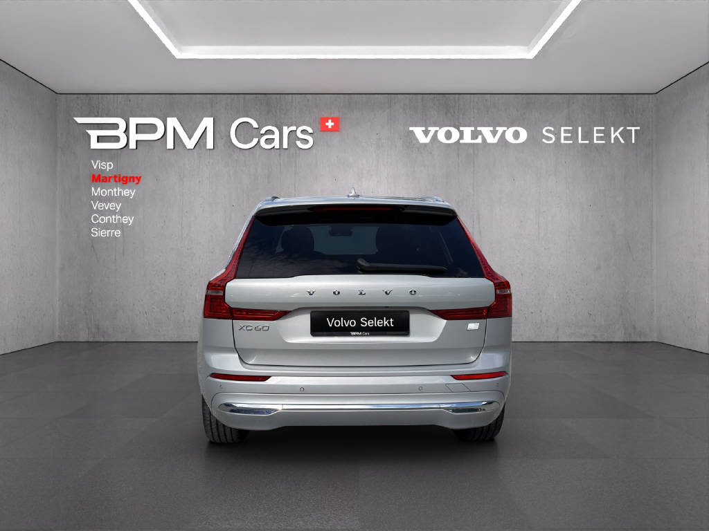 VOLVO XC60 2.0 T8 TE Ultimate Bright eAWD-showroom-element-2