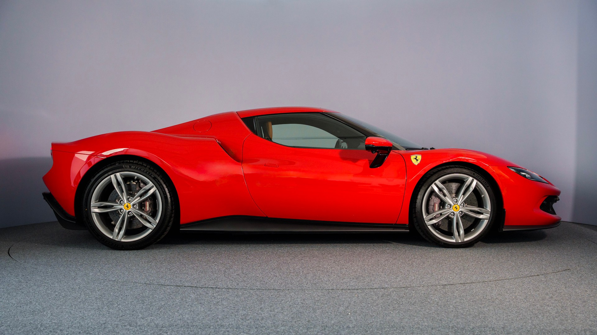 FERRARI 296 GTB-image-5