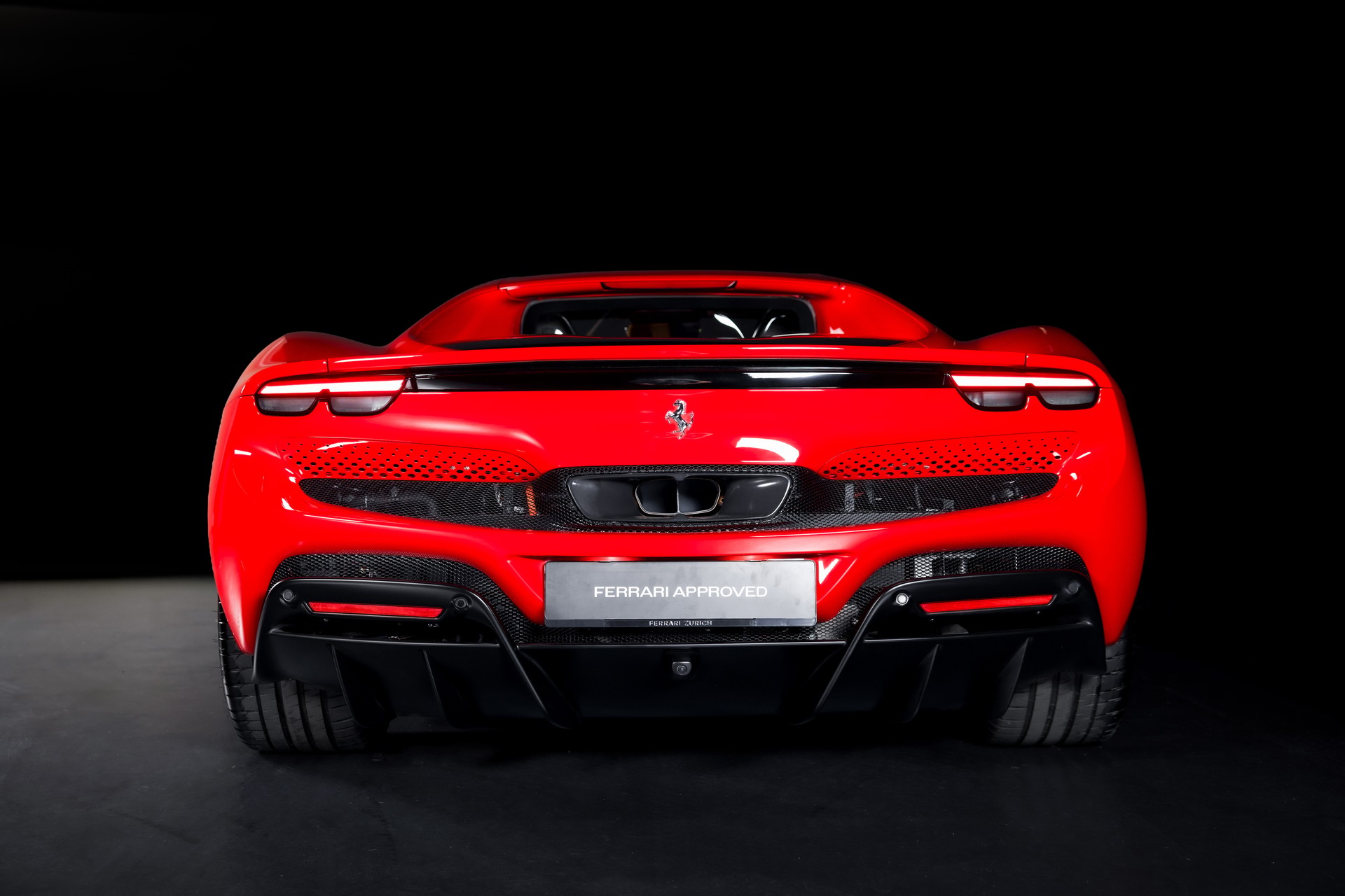 FERRARI 296 GTB-image-5
