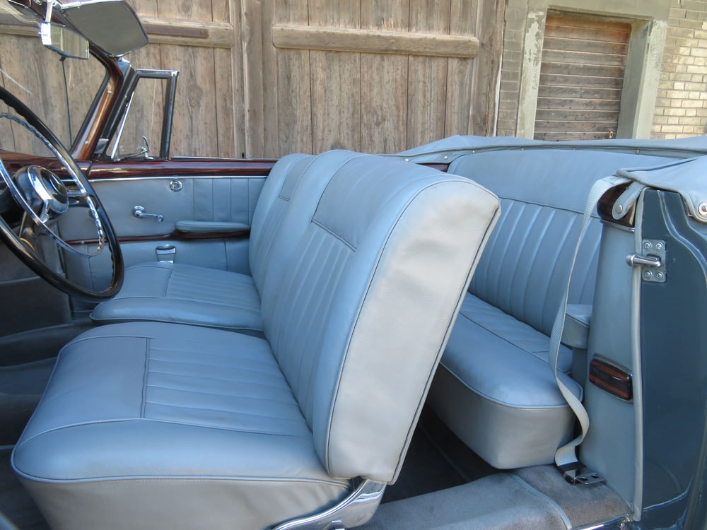 MERCEDES-BENZ 220 S-image-5