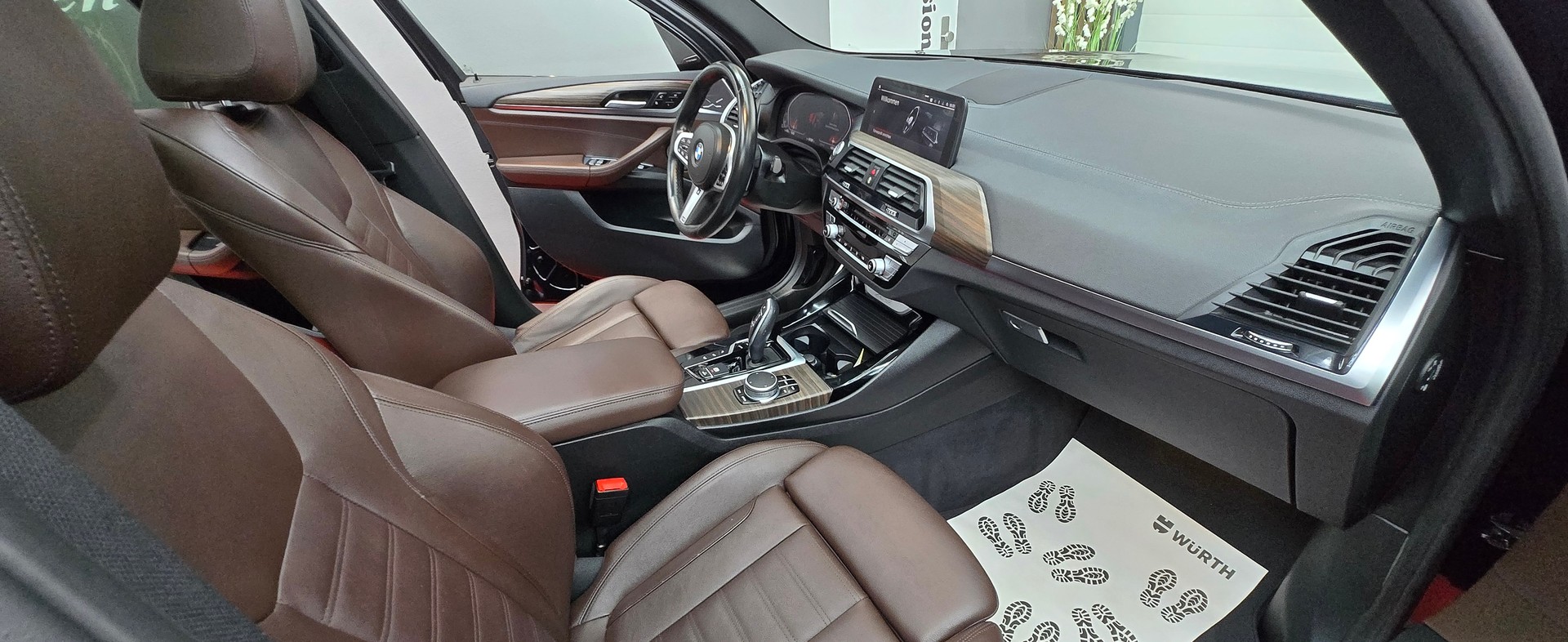 BMW X3 xDrive 20d Individual M Sport Steptronic-image-13
