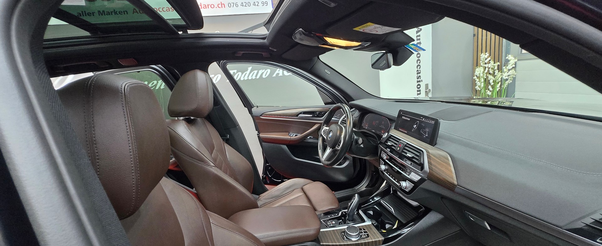 BMW X3 xDrive 20d Individual M Sport Steptronic-image-14