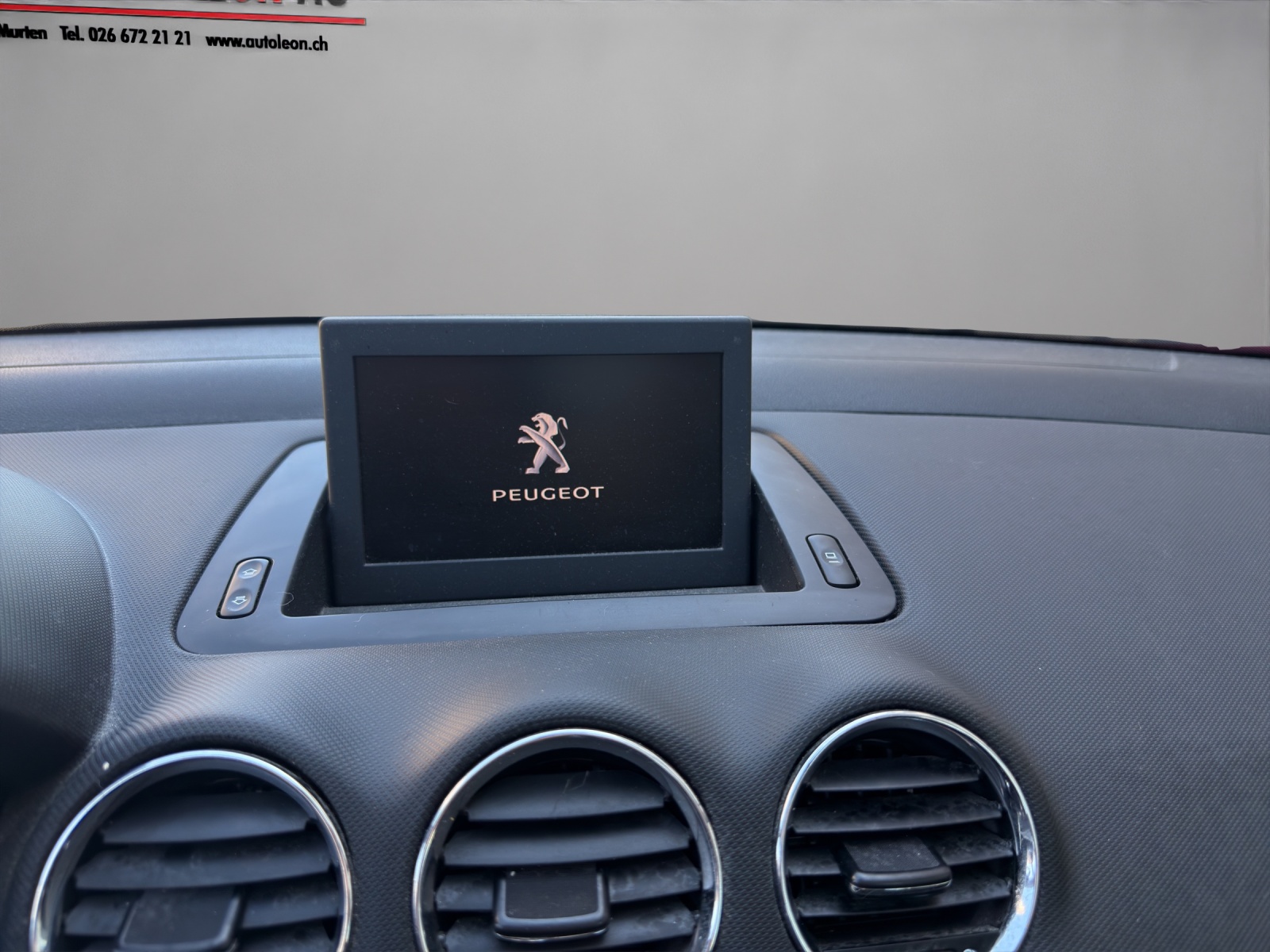 PEUGEOT 308 1.6 16V Turbo Allure-image-19