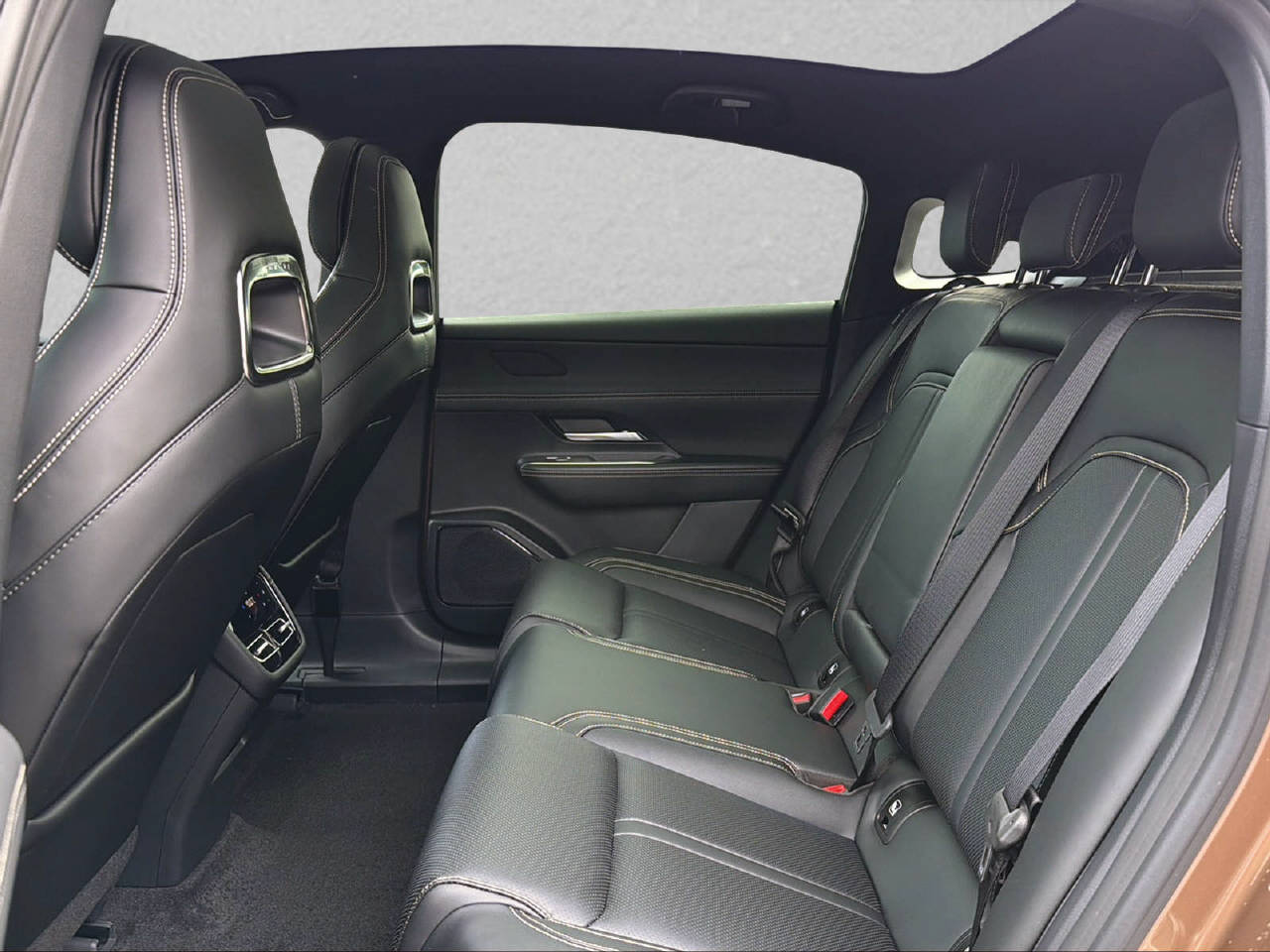 MAZDA 6e 258 PS Takumi (68.8 kWh) RWD-image-6