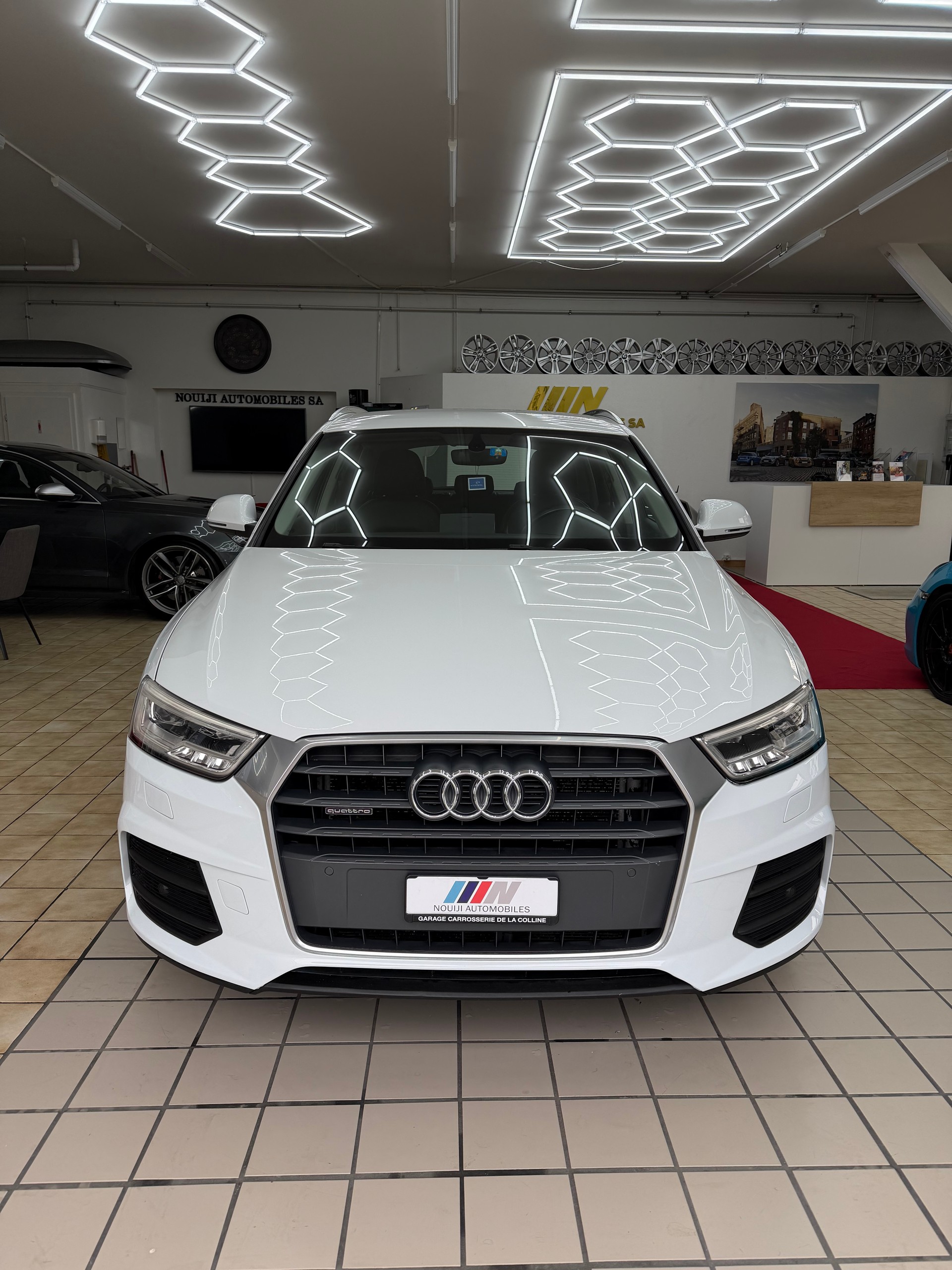 AUDI Q3 2.0 TDI quattro S-tronic