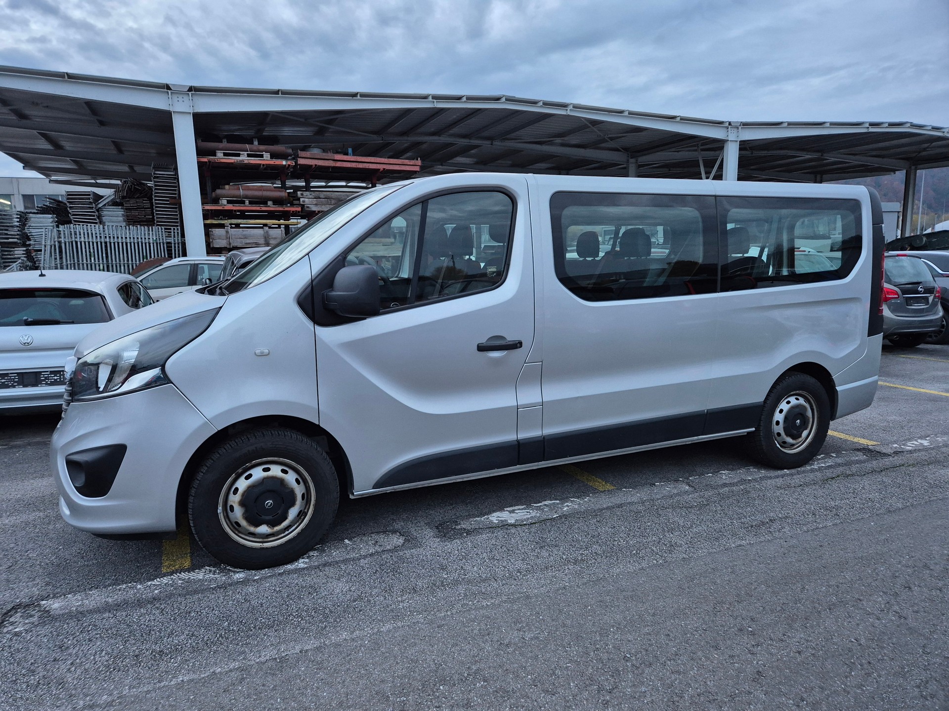 OPEL Vivaro 1.6 CDTI Combi+ 2.9t L2H1-image-2