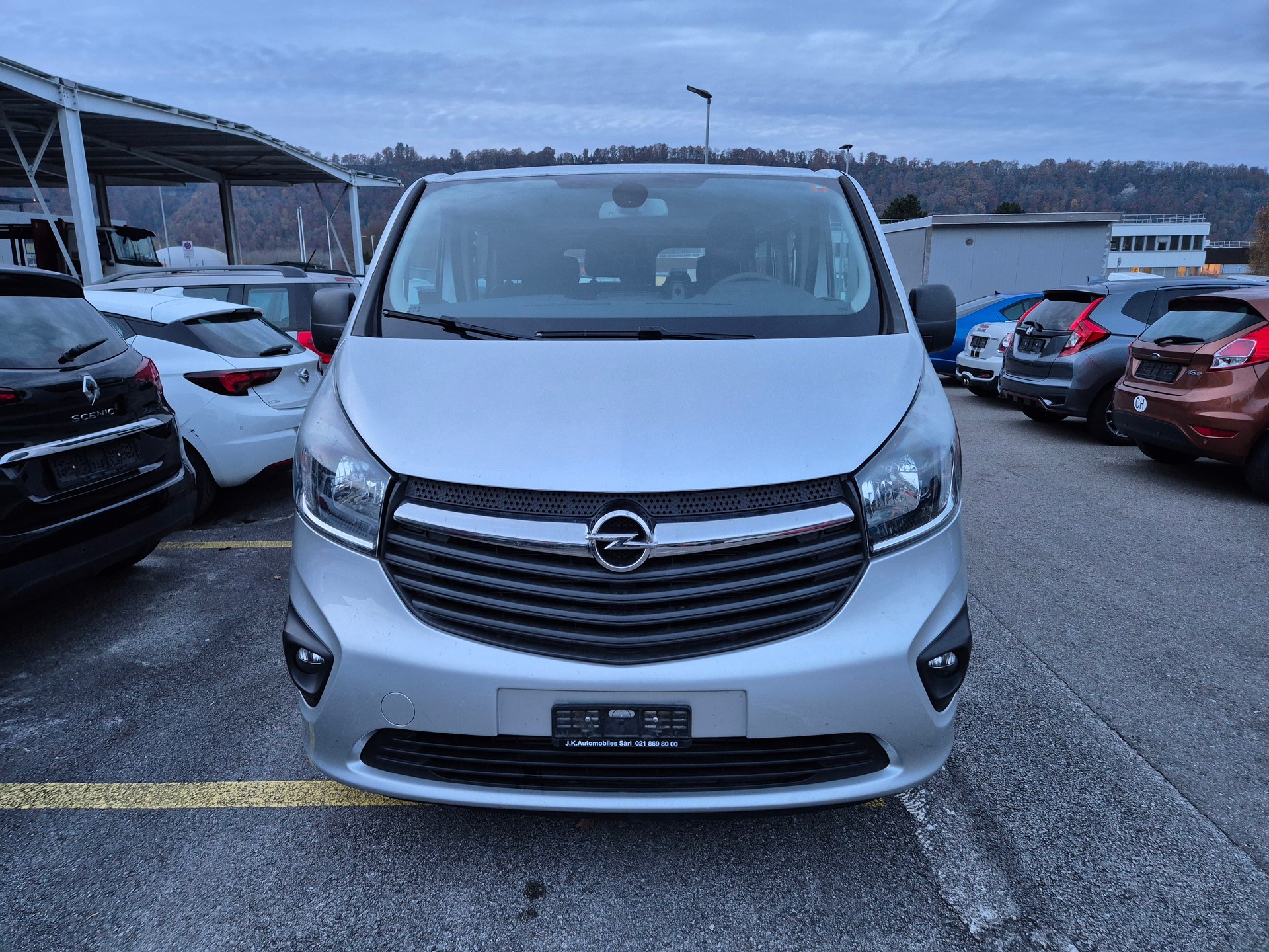 OPEL Vivaro 1.6 CDTI Combi+ 2.9t L2H1-image-8