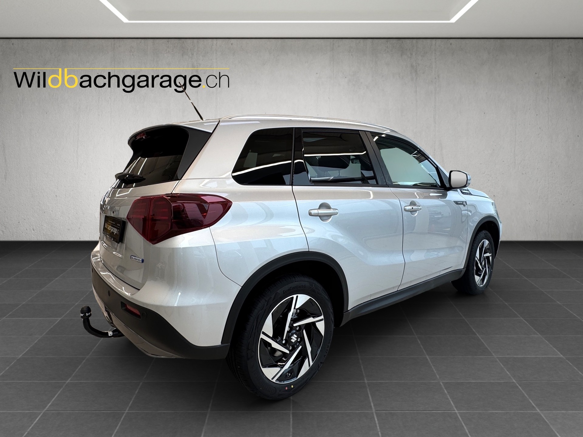 SUZUKI Vitara 1.4 T Sakura Top Hybrid 4x4-image-5