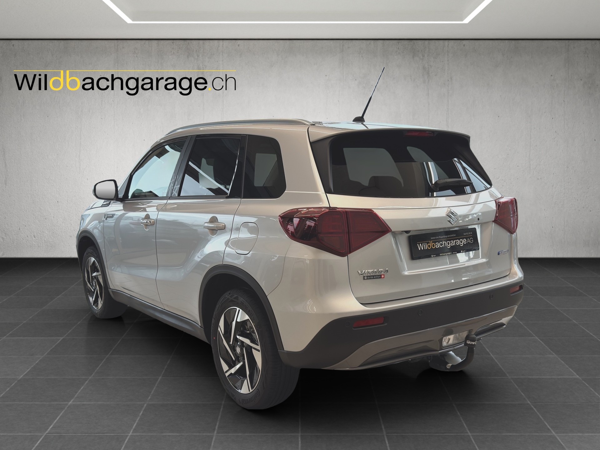 SUZUKI Vitara 1.4 T Sakura Top Hybrid 4x4-showroom-element-3
