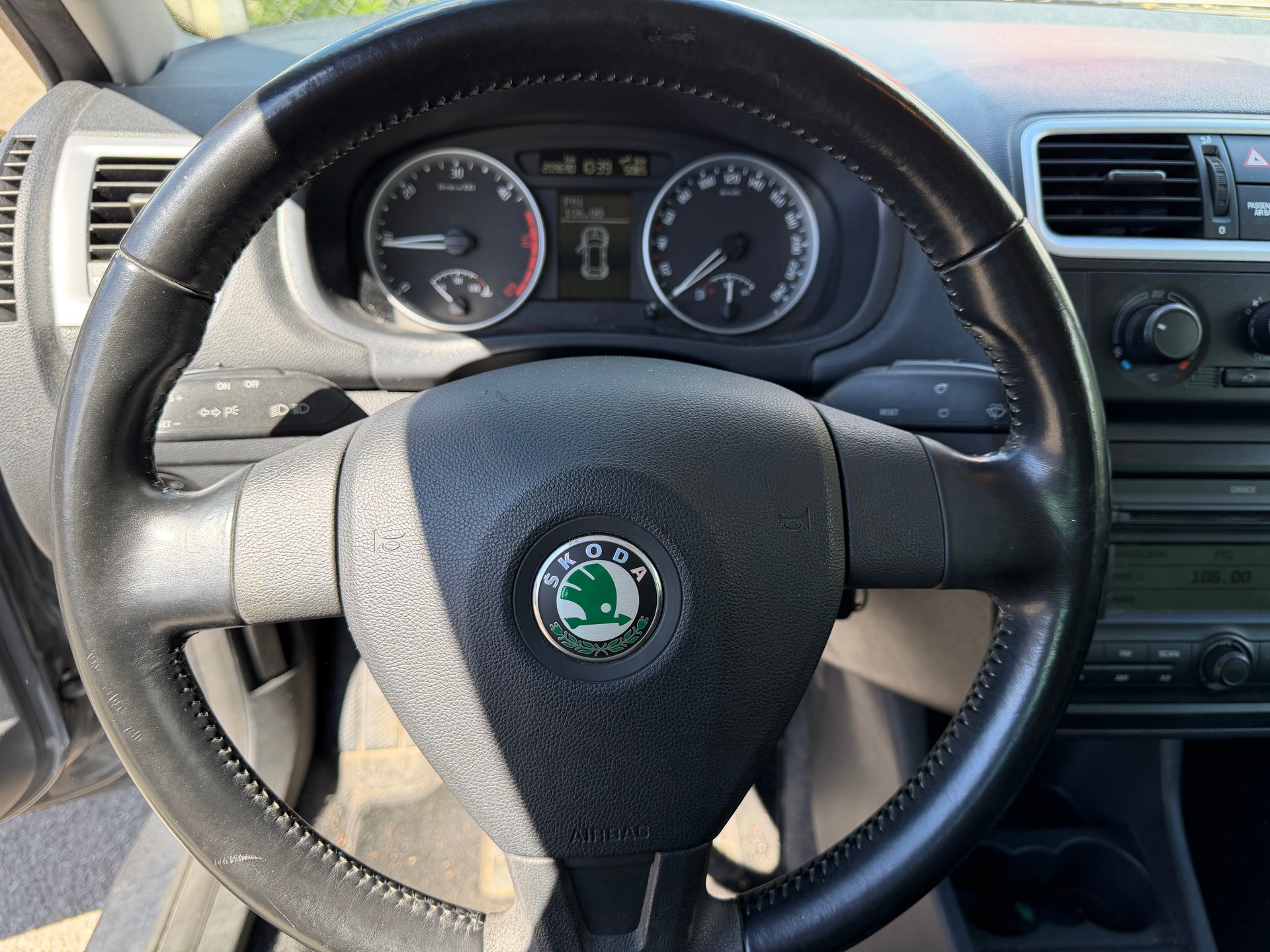 SKODA Fabia 1.9 TDI Ambiente-image-6