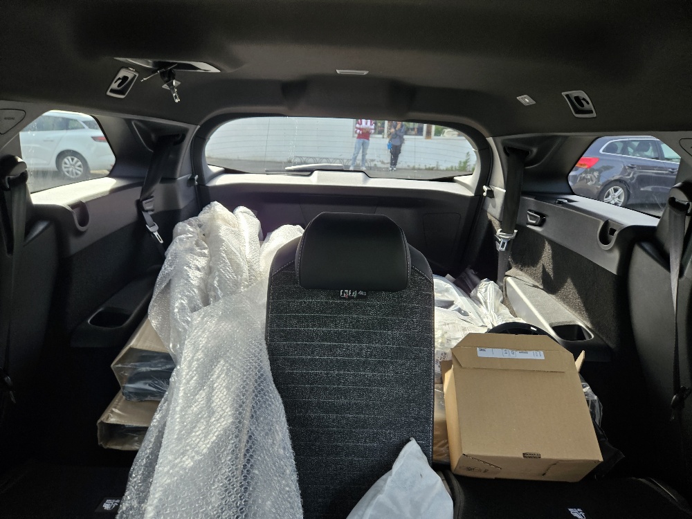 PEUGEOT 5008-image-18