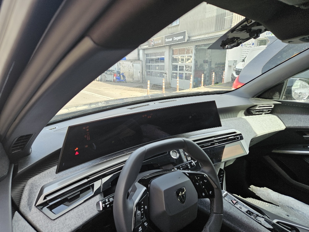 PEUGEOT 5008-image-14
