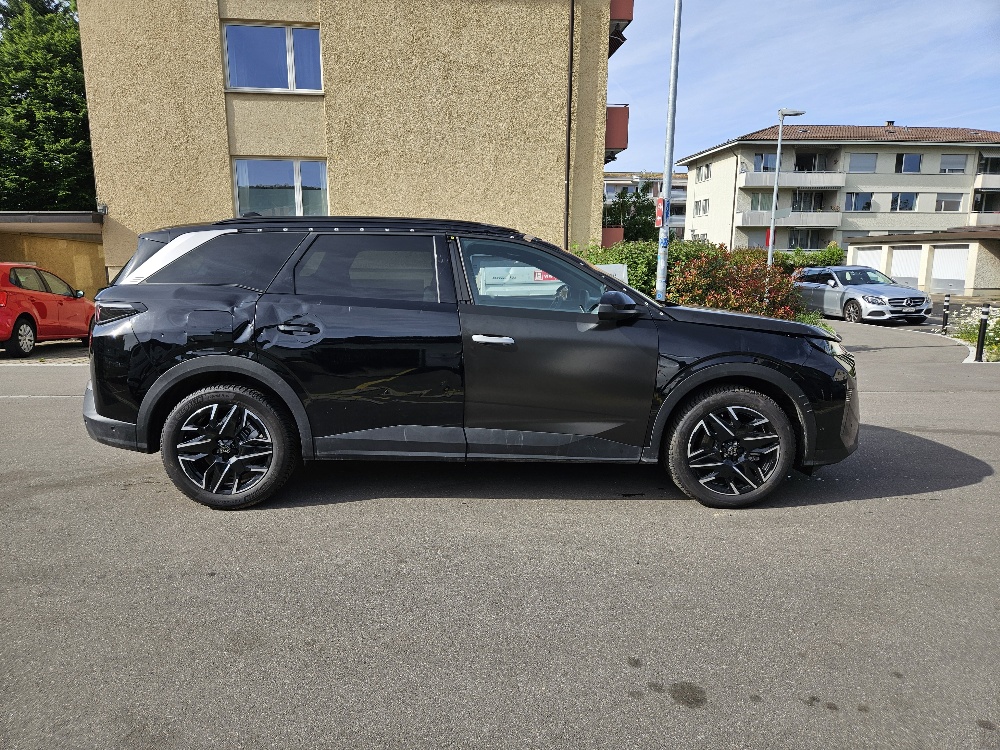 PEUGEOT 5008-showroom-element-3