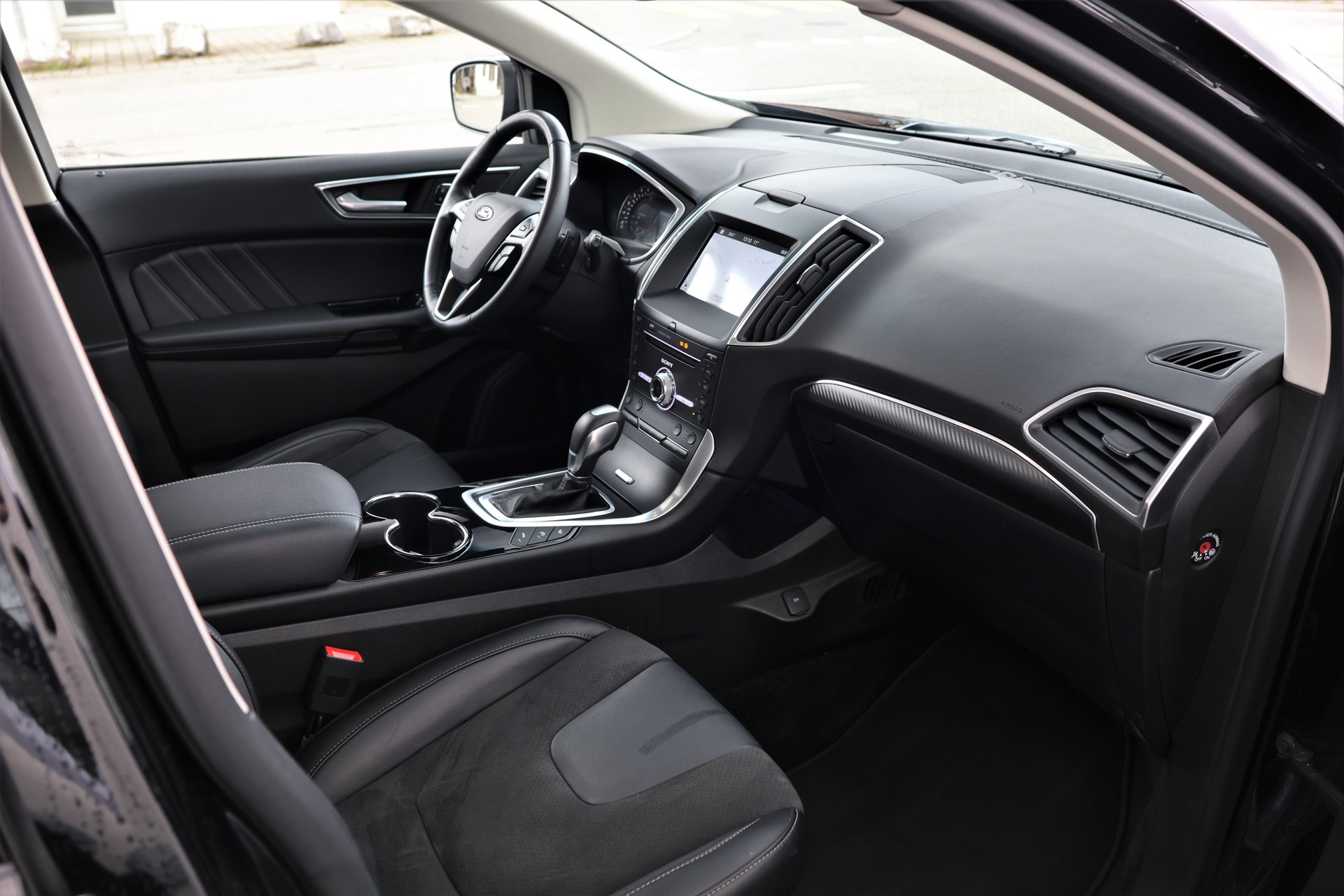 FORD Edge 2.0 TDCi Sport 4WD PowerShift (CH)-image-17
