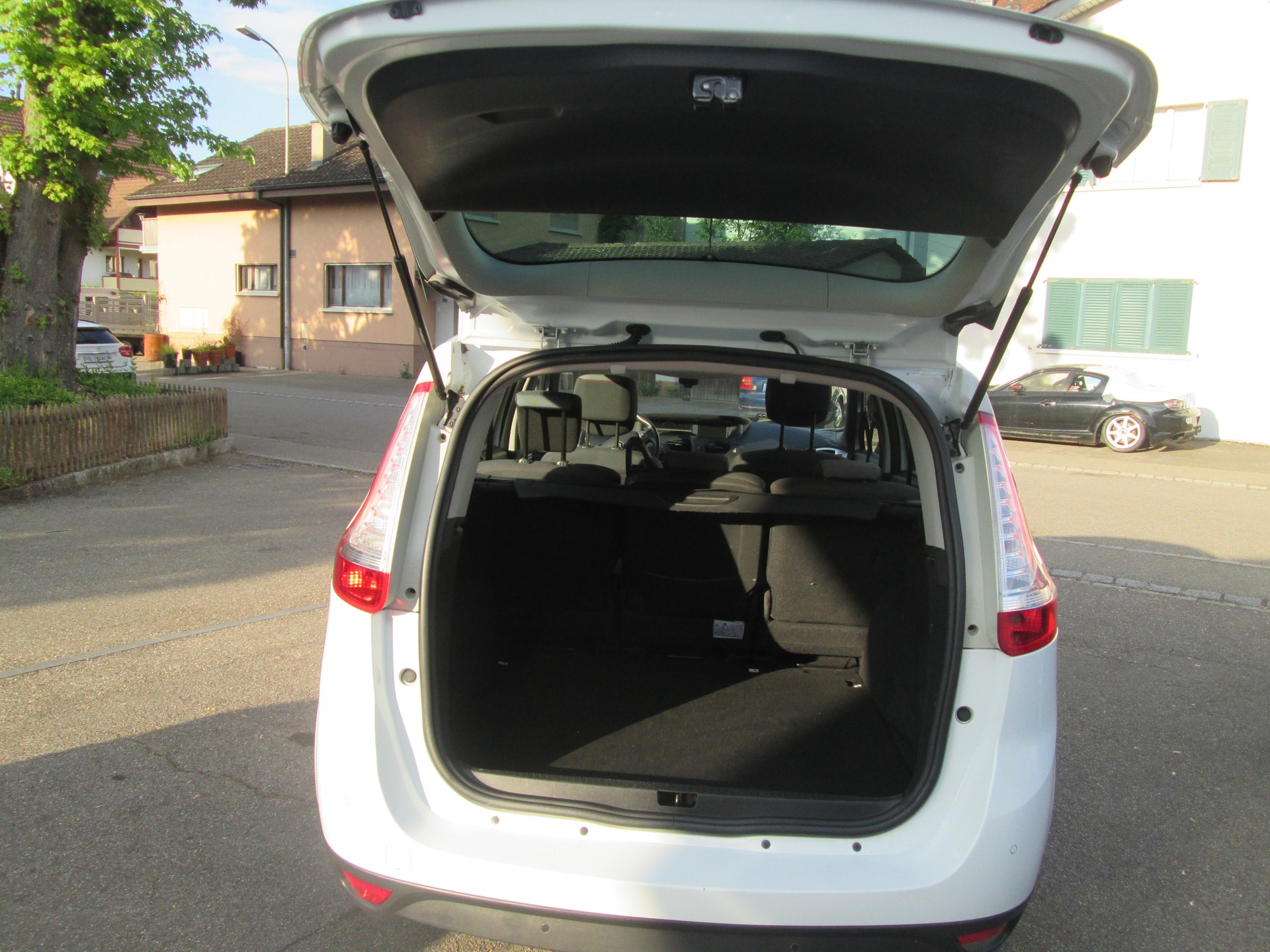 RENAULT Grand Scénic 1.5 dCi Expression EDC-image-7