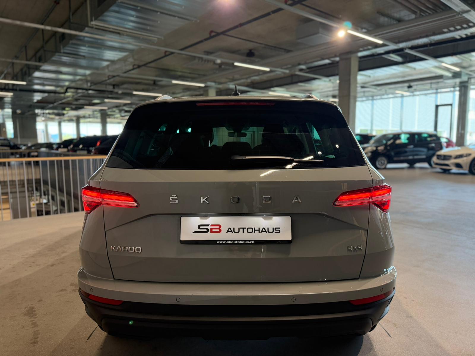 SKODA Karoq 2.0 TDI CR Style 4x4 DSG (CH)-image-16