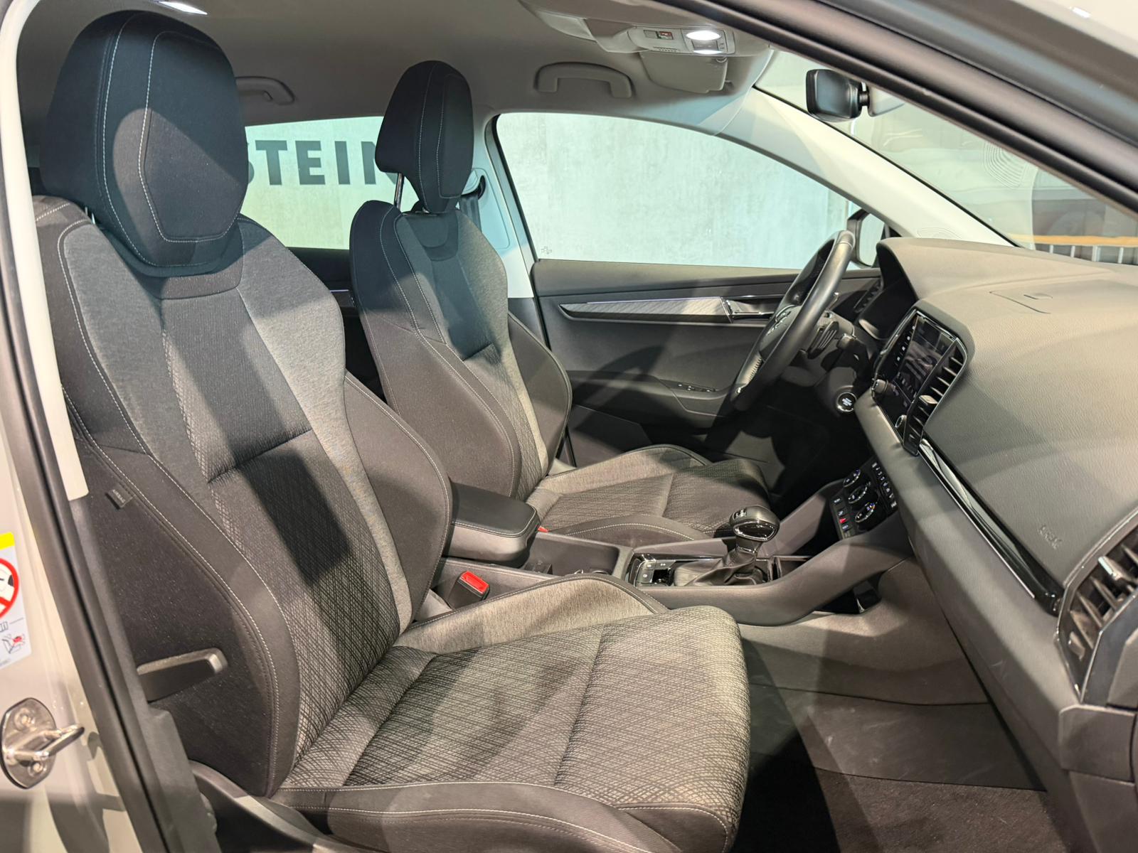 SKODA Karoq 2.0 TDI CR Style 4x4 DSG (CH)-image-11