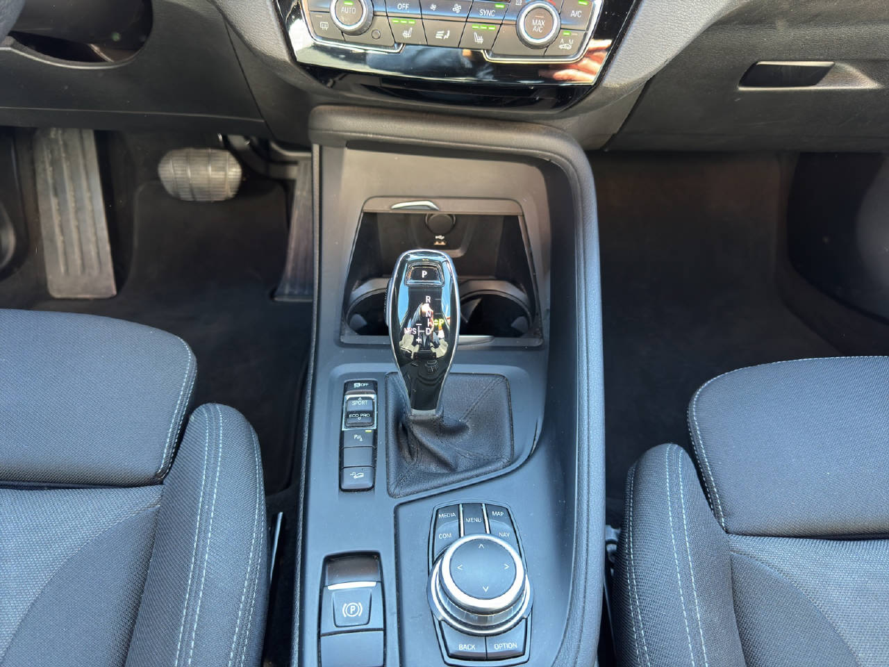 BMW X1 F48 20d xDrive-image-11