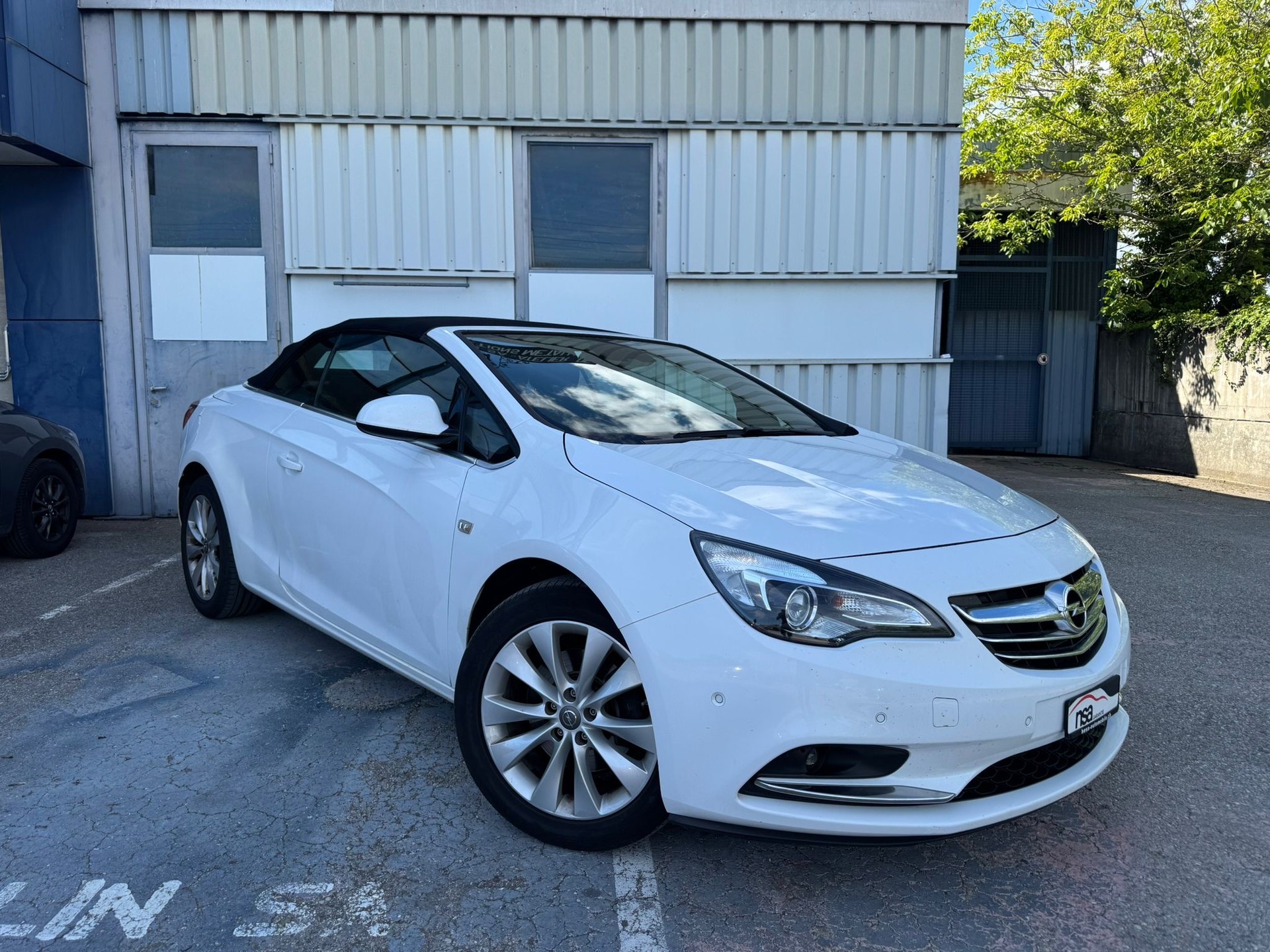 OPEL Cascada 1.6i 16V Cosmo-showroom-element-3