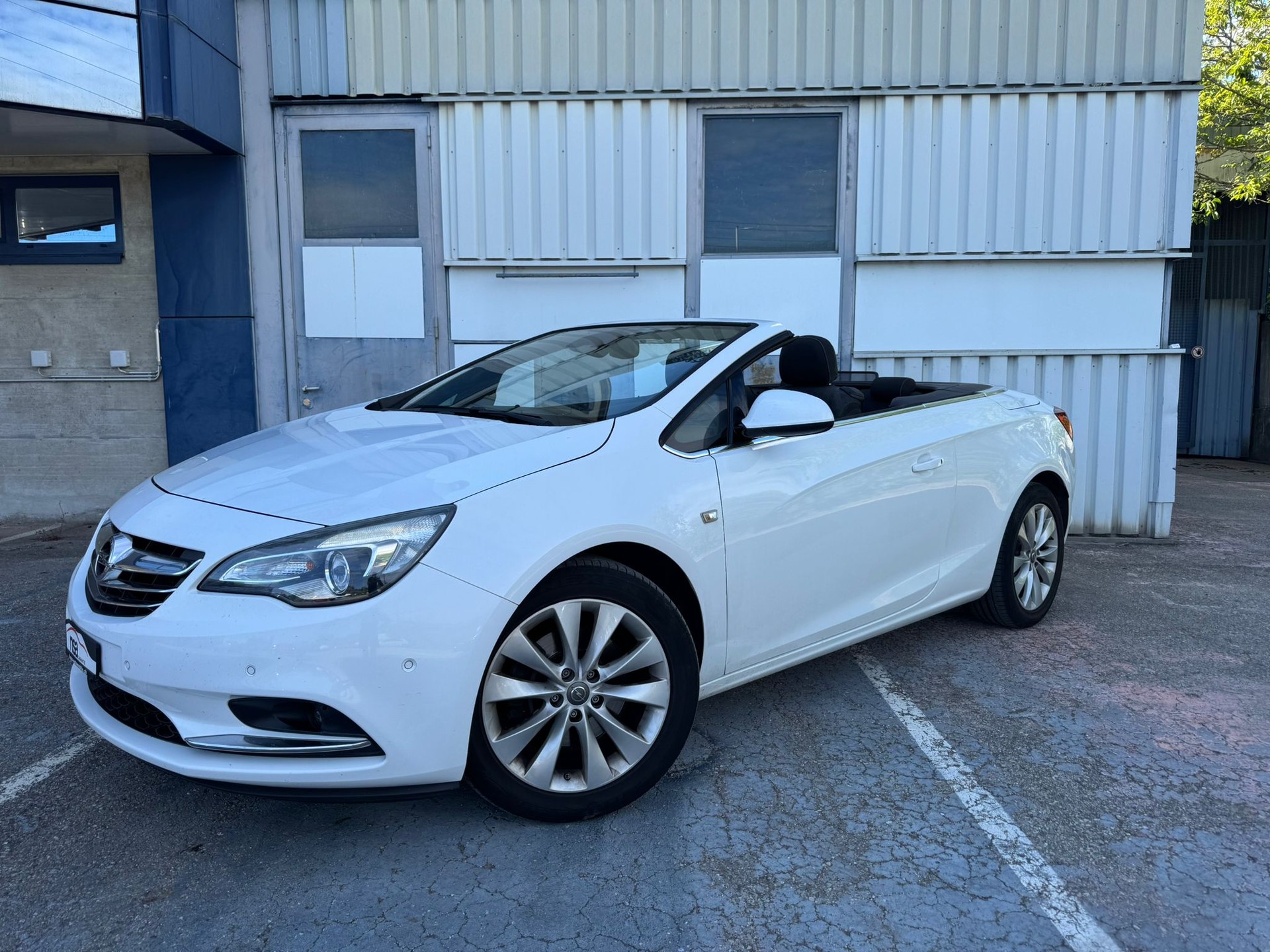 OPEL Cascada 1.6i 16V Cosmo