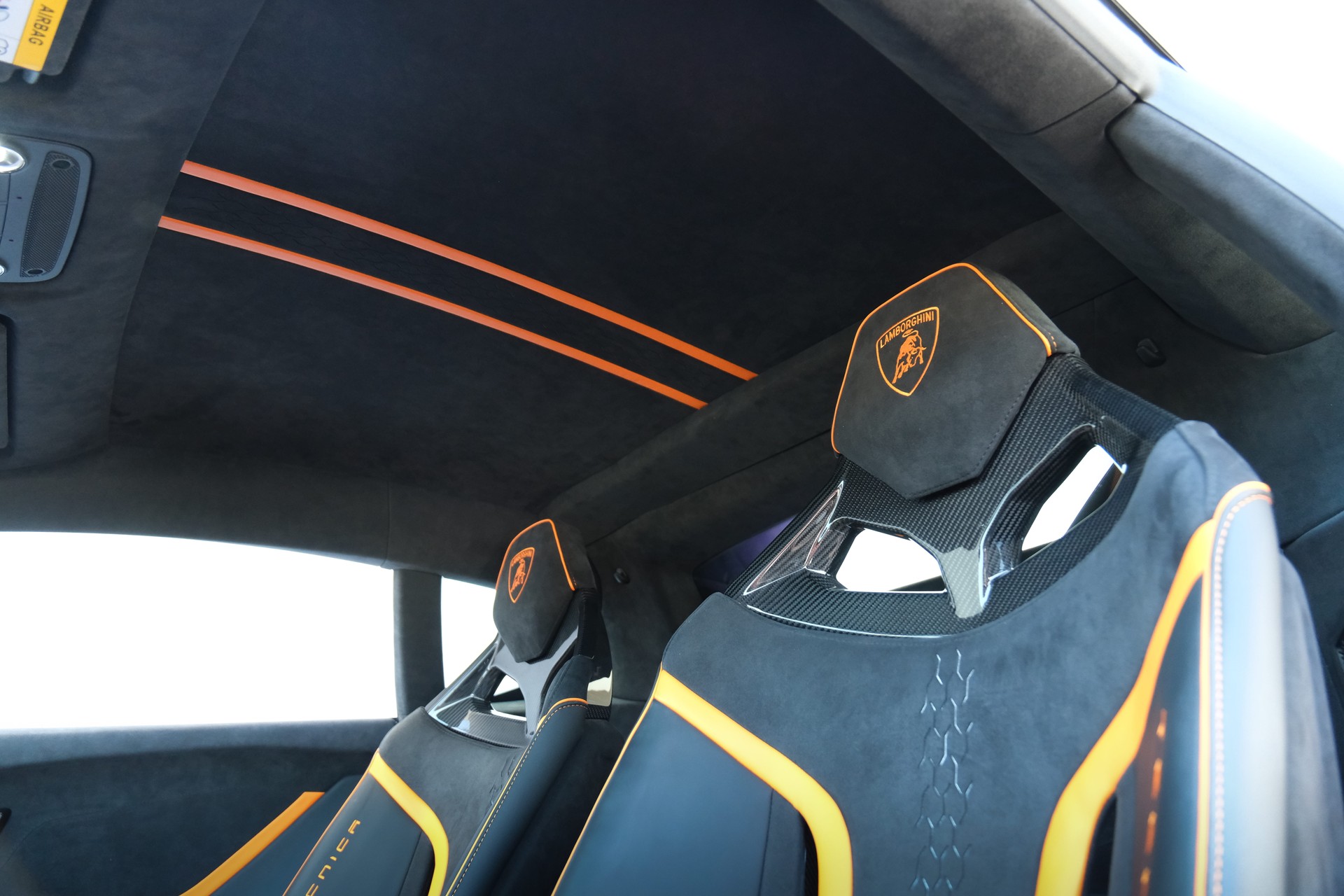 LAMBORGHINI Huracan Tecnica Coupé "viola pasifae"-image-15