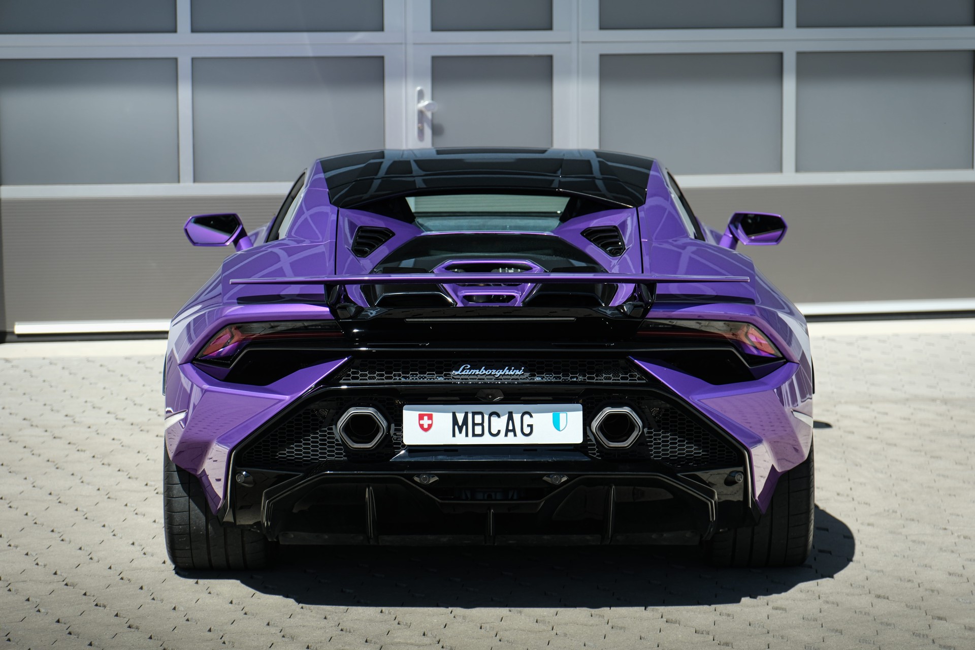 LAMBORGHINI Huracan Tecnica Coupé "viola pasifae"-showroom-element-3