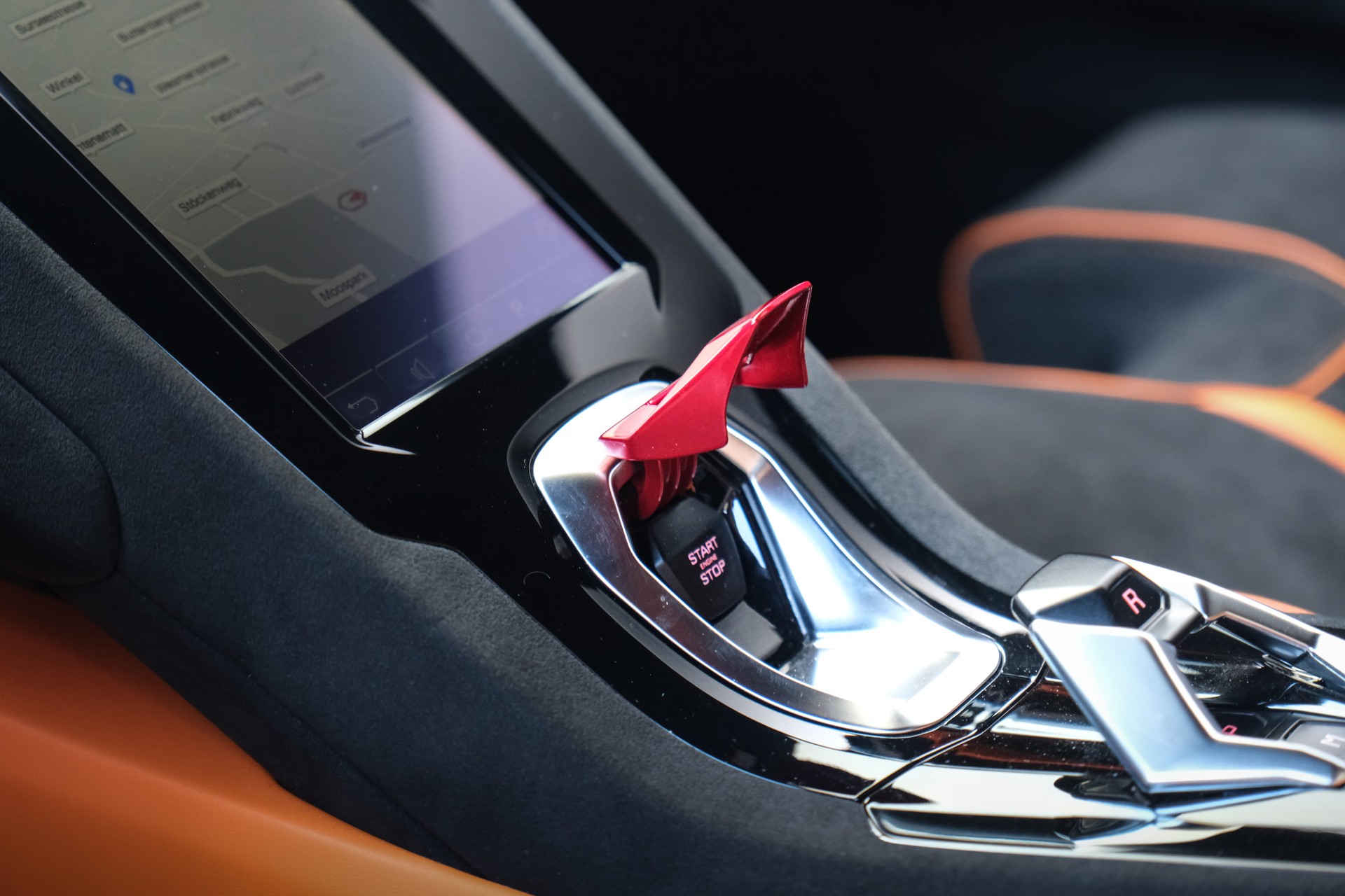 LAMBORGHINI Huracan Tecnica Coupé "viola pasifae"-image-19