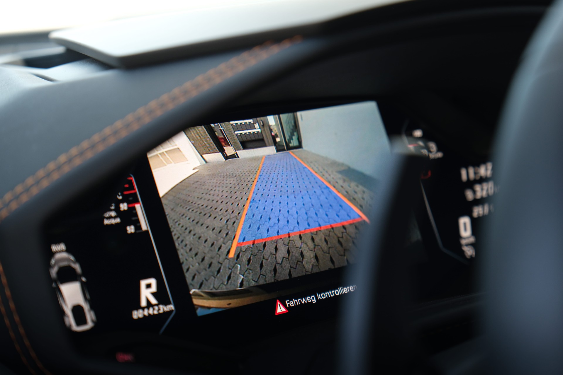 LAMBORGHINI Huracan Tecnica Coupé "viola pasifae"-image-17