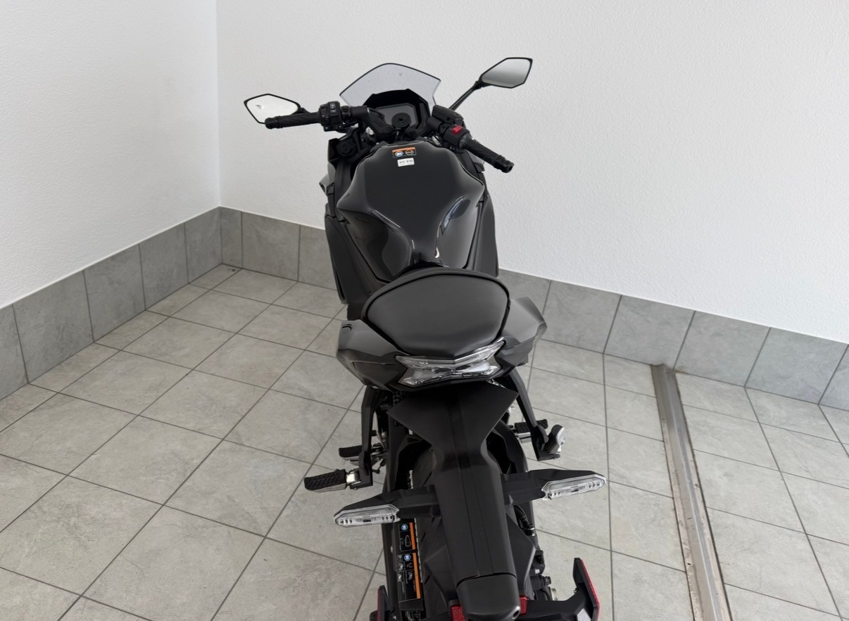 KAWASAKI Ninja 650-image-3