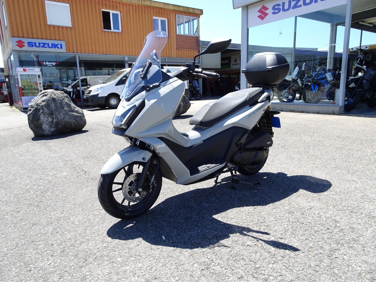KYMCO Sky Town 125-image-3