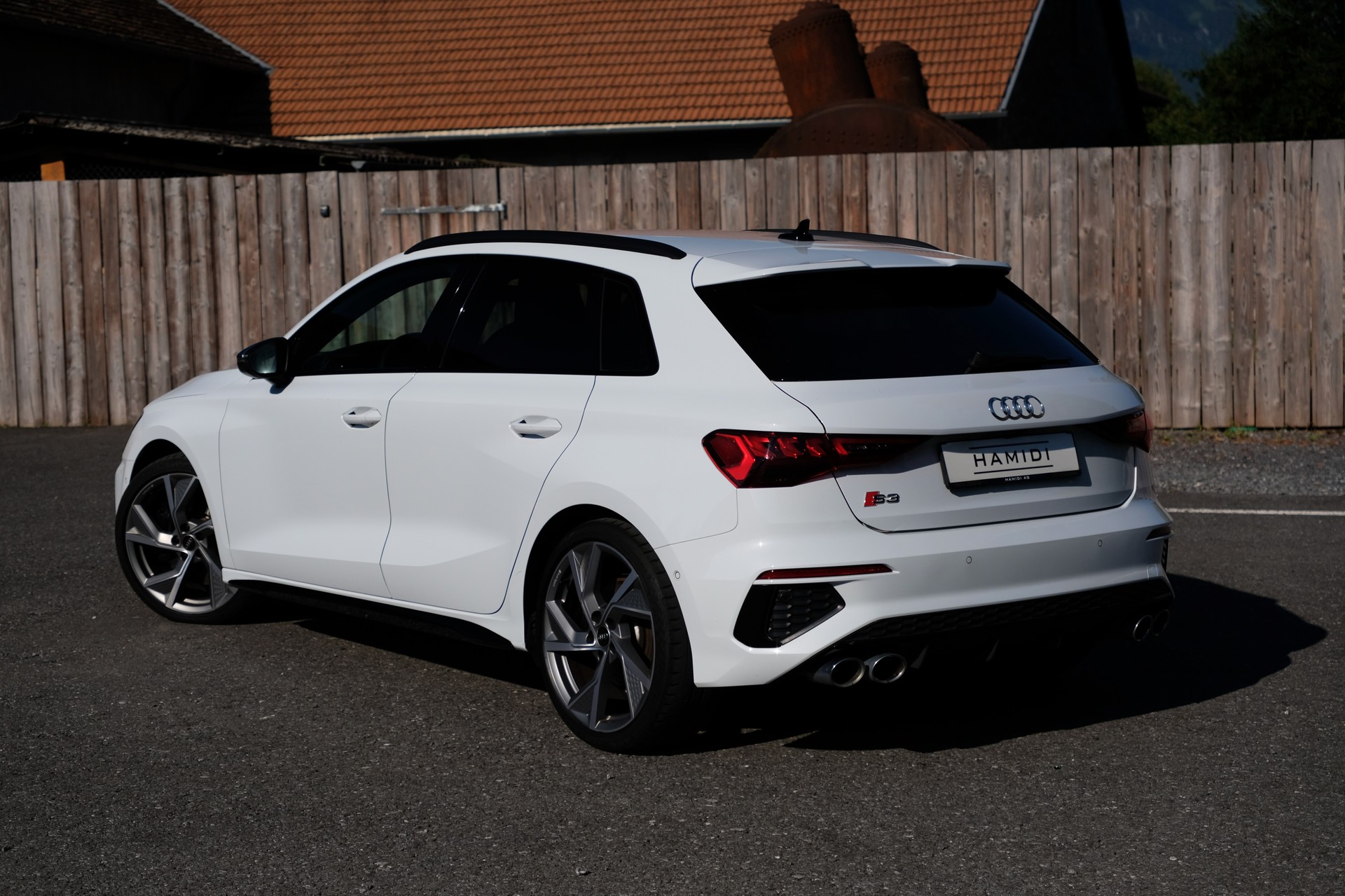 AUDI S3 Sportback 2.0 TFSI quattro S-tronic-image-7