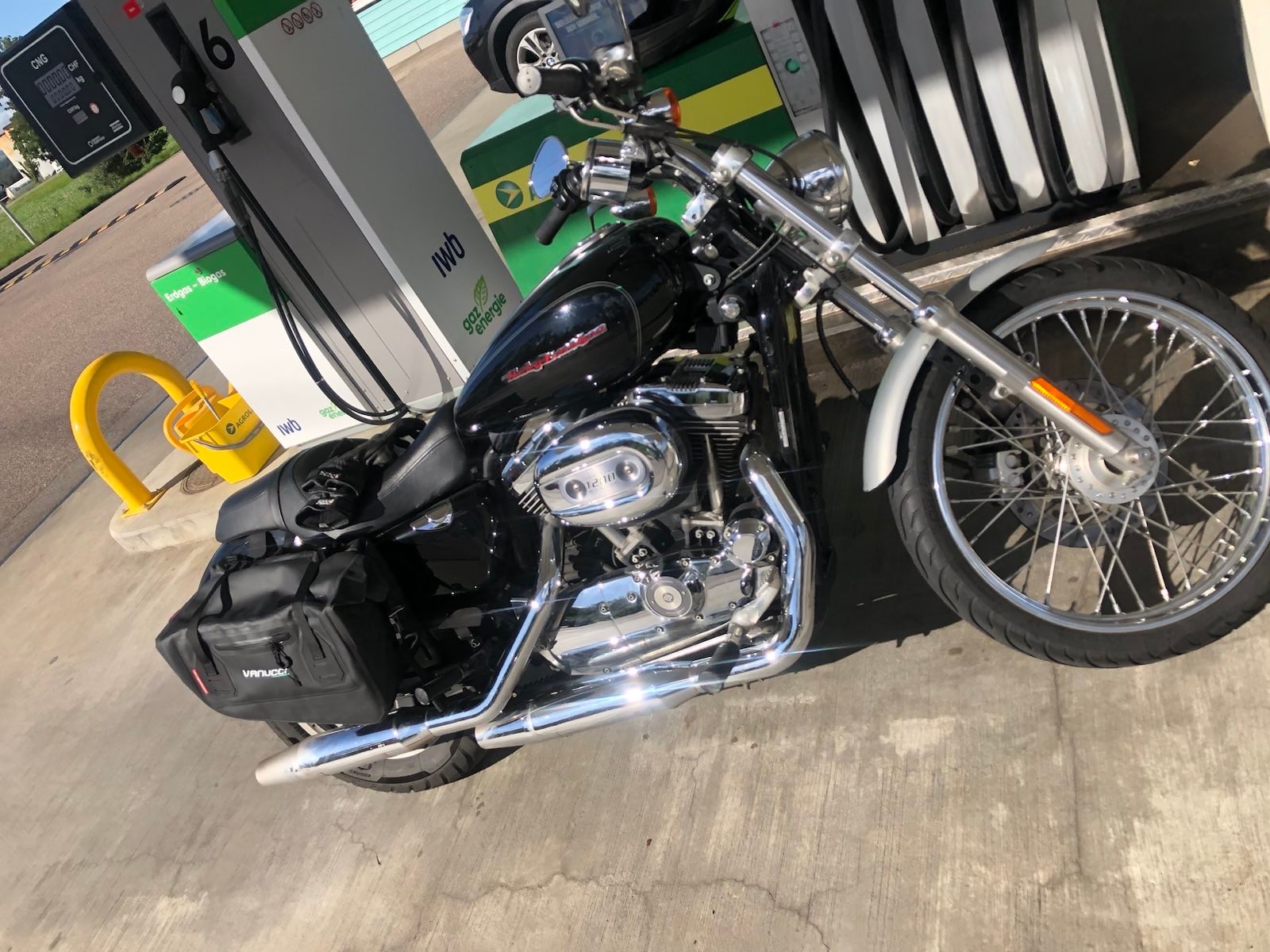 HARLEY-DAVIDSON XL 1200 C Sportster Custom-image-0