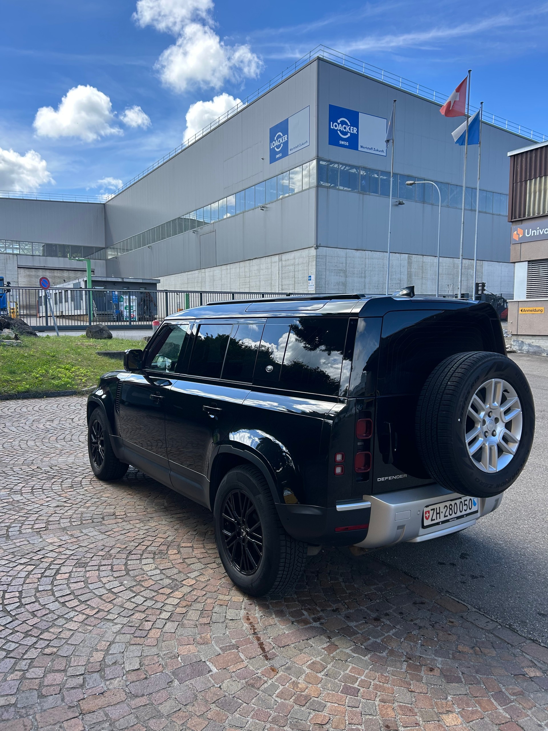 LAND ROVER 3.0 D I6 S-image-1