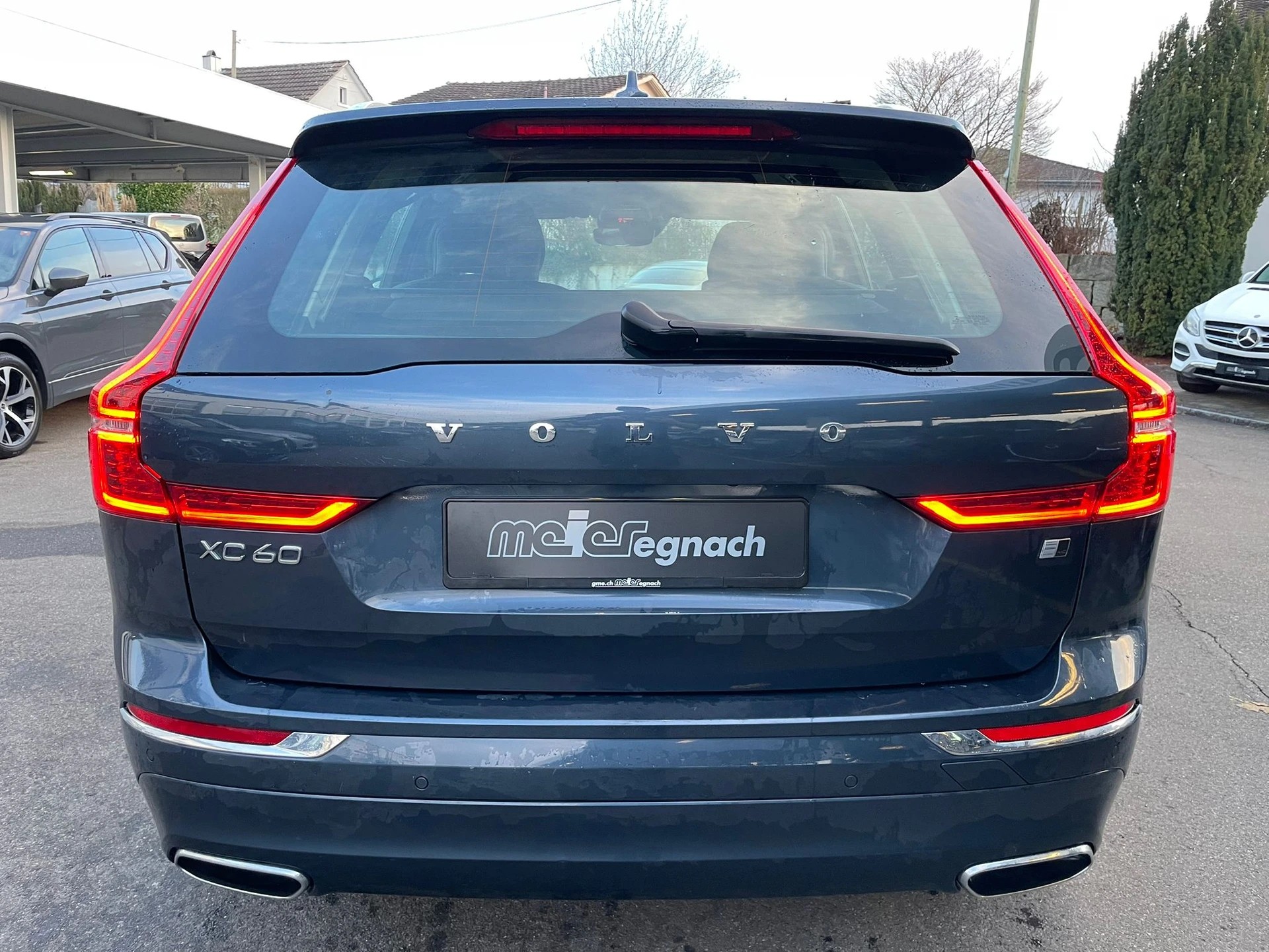 VOLVO XC60 D4 AWD Inscription Geartronic-image-6