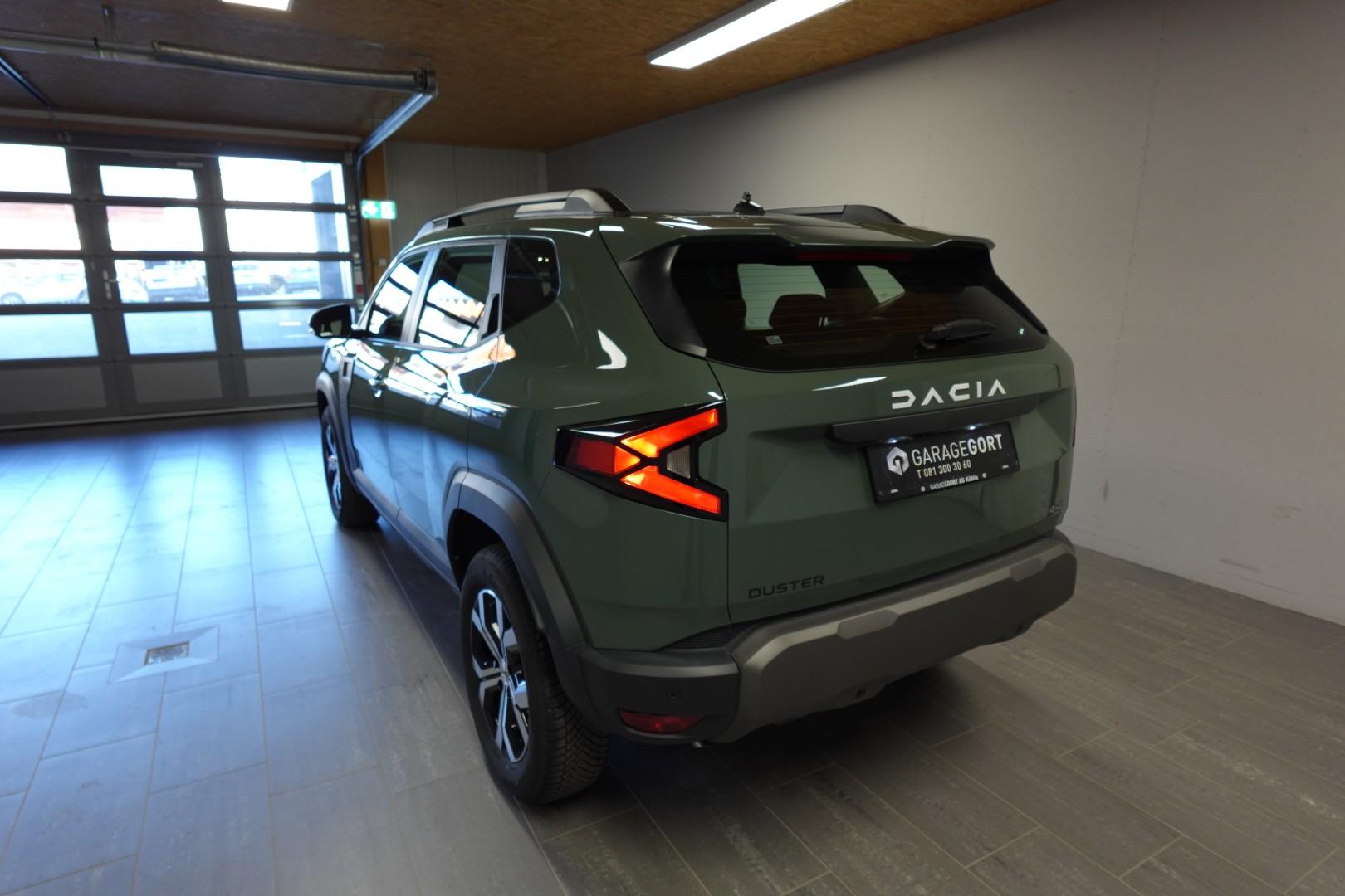 DACIA Duster 1.2 TCe Journey 4WD-image-11